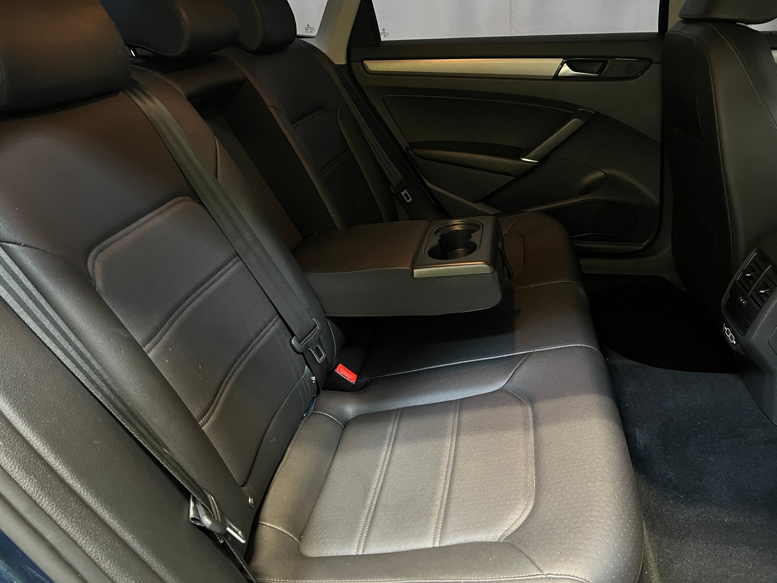 Thumbnail: 2021 Volkswagen Passat - 5