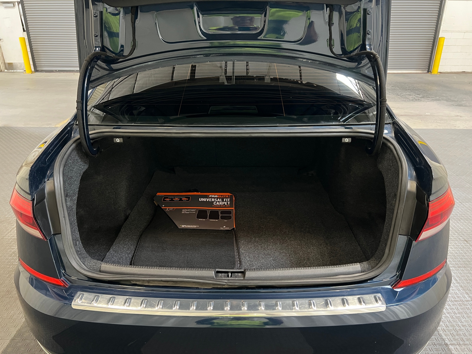 Thumbnail: 2021 Volkswagen Passat - 6