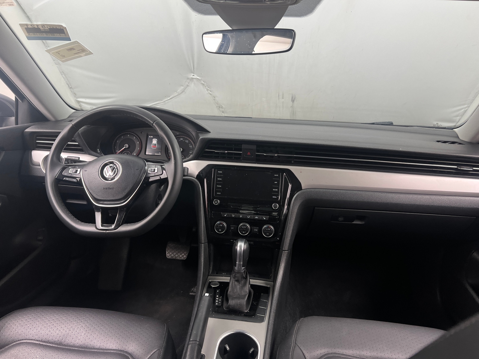 Thumbnail: 2021 Volkswagen Passat - 2