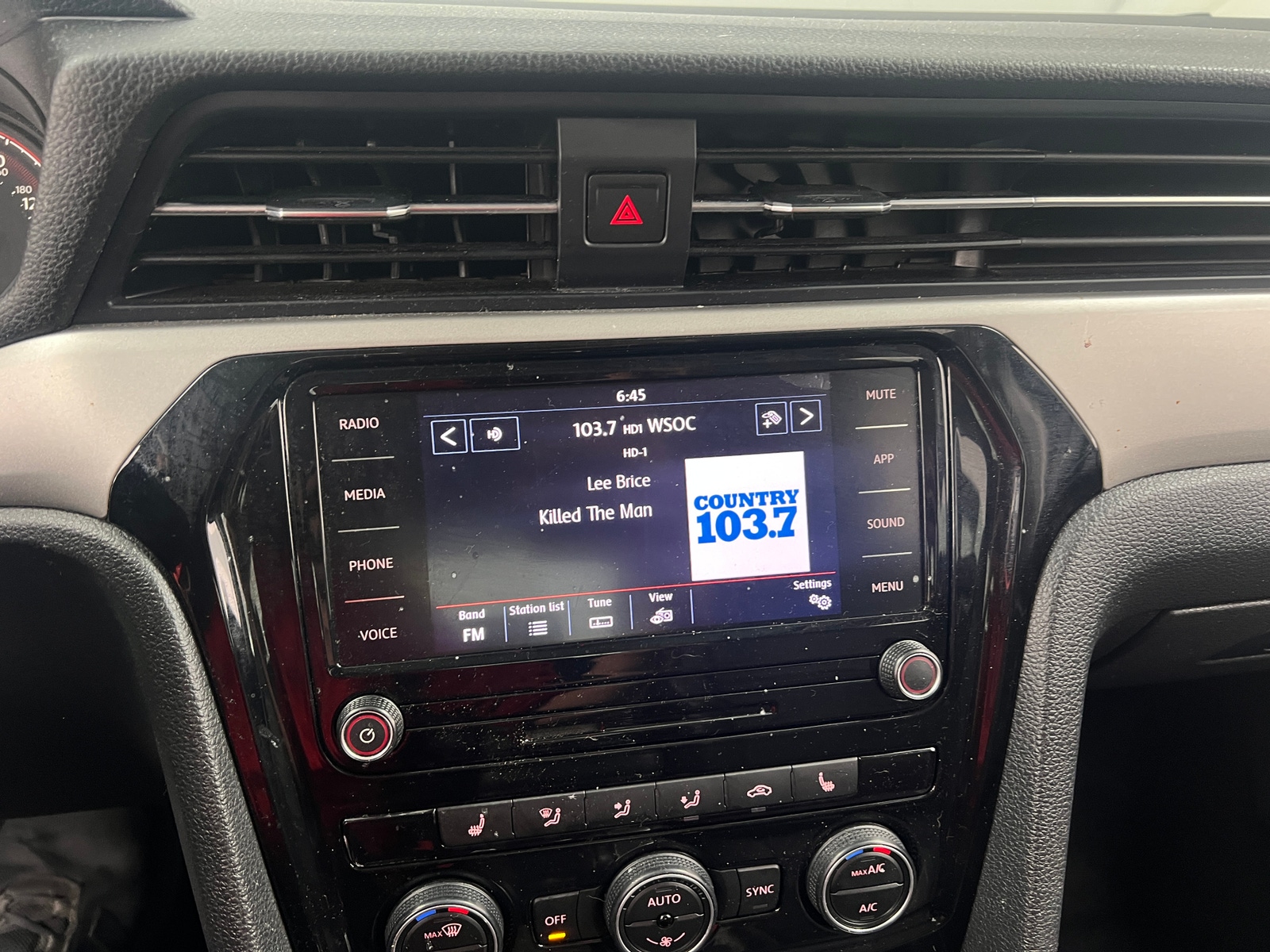 Thumbnail: 2021 Volkswagen Passat - 3