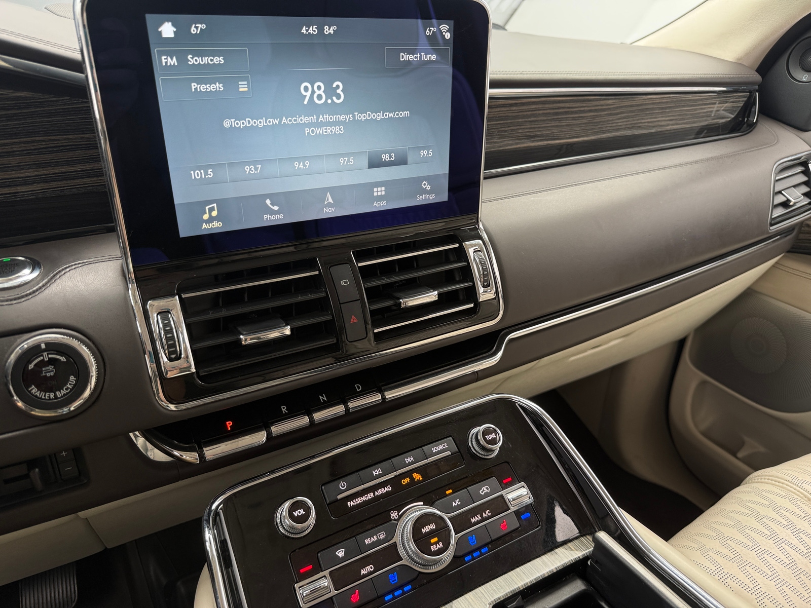 Thumbnail: 2019 Lincoln Navigator - 3