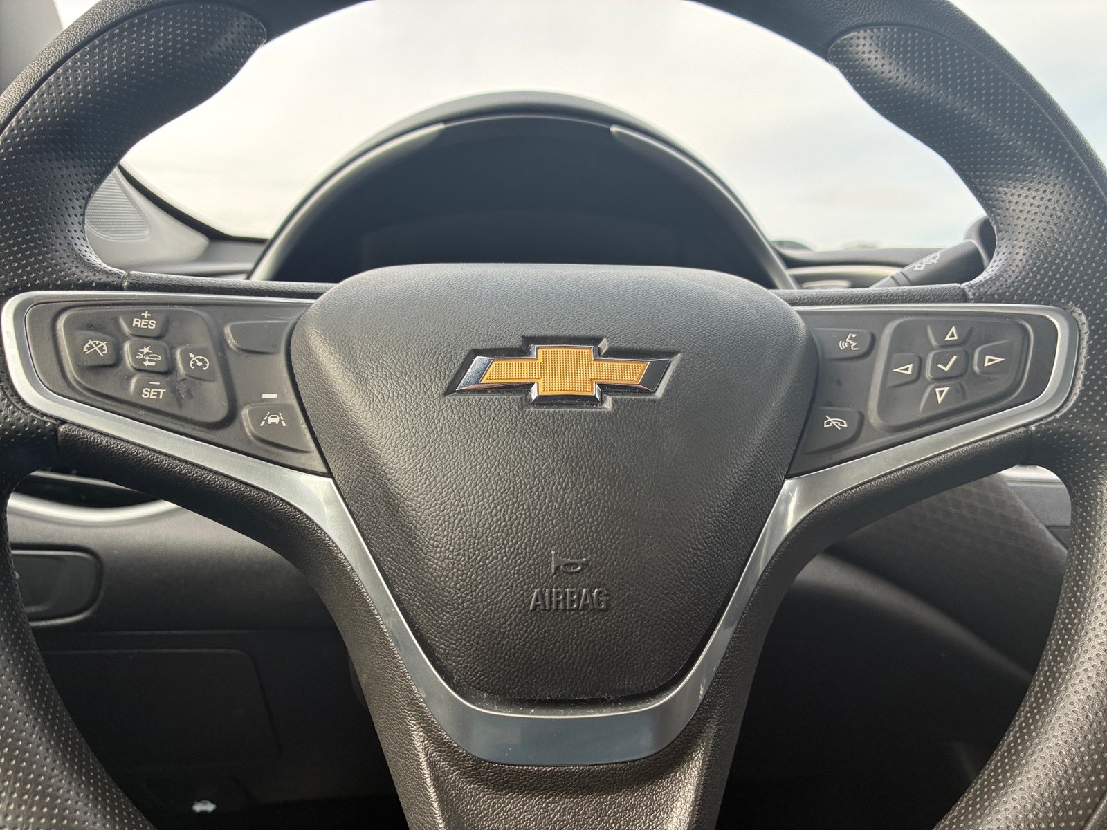 Thumbnail: 2023 Chevrolet Malibu - 5