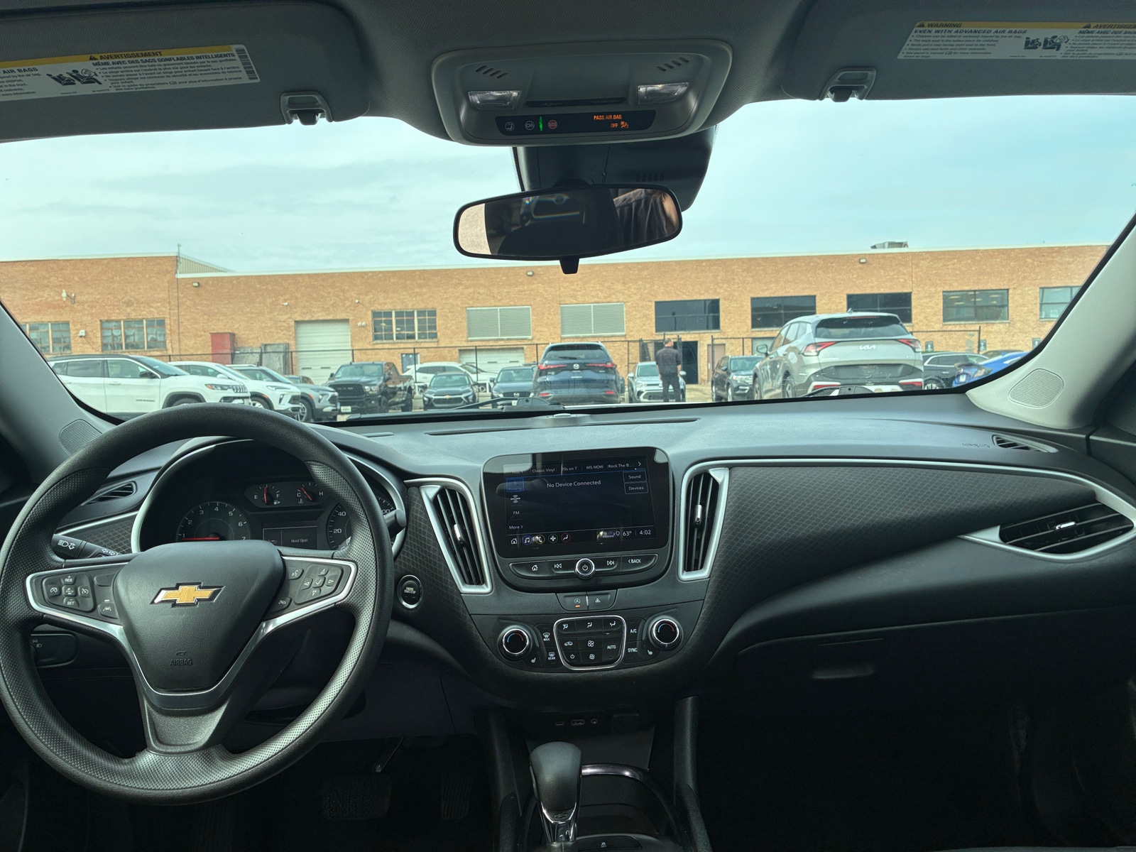 Thumbnail: 2023 Chevrolet Malibu - 3