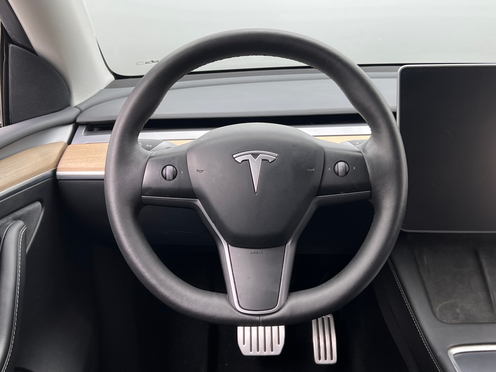Thumbnail: 2023 Tesla Model Y - 4