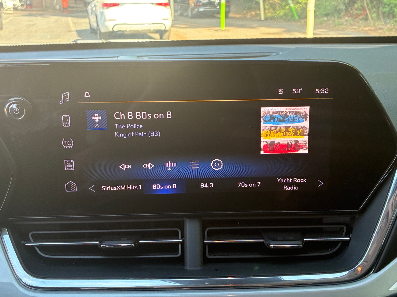 Thumbnail: 2025 Chevrolet Trax - 4