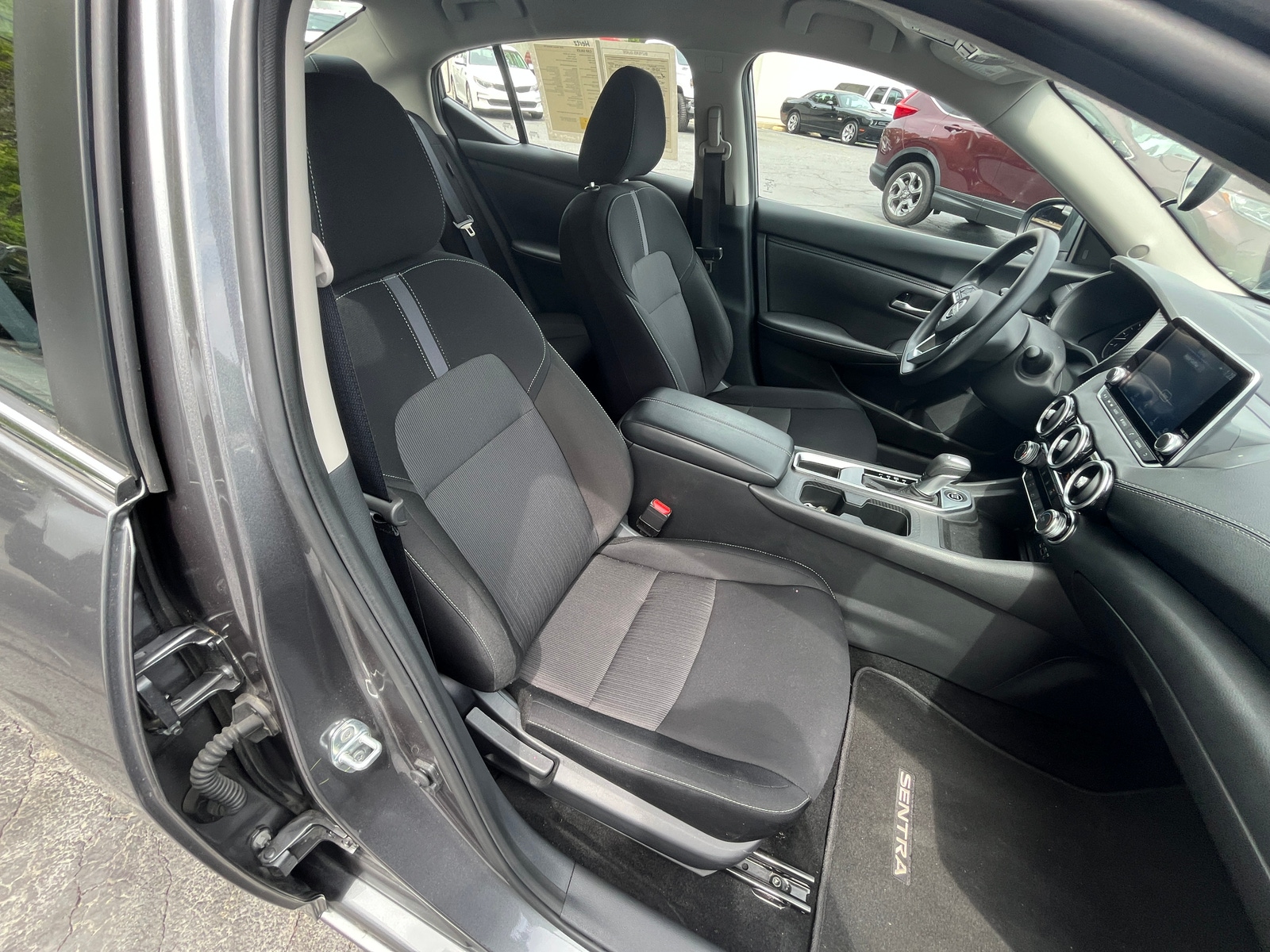 Thumbnail: 2025 Nissan Sentra - 2