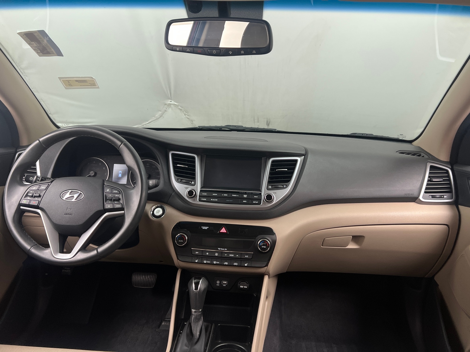 Thumbnail: 2017 Hyundai Tucson - 2