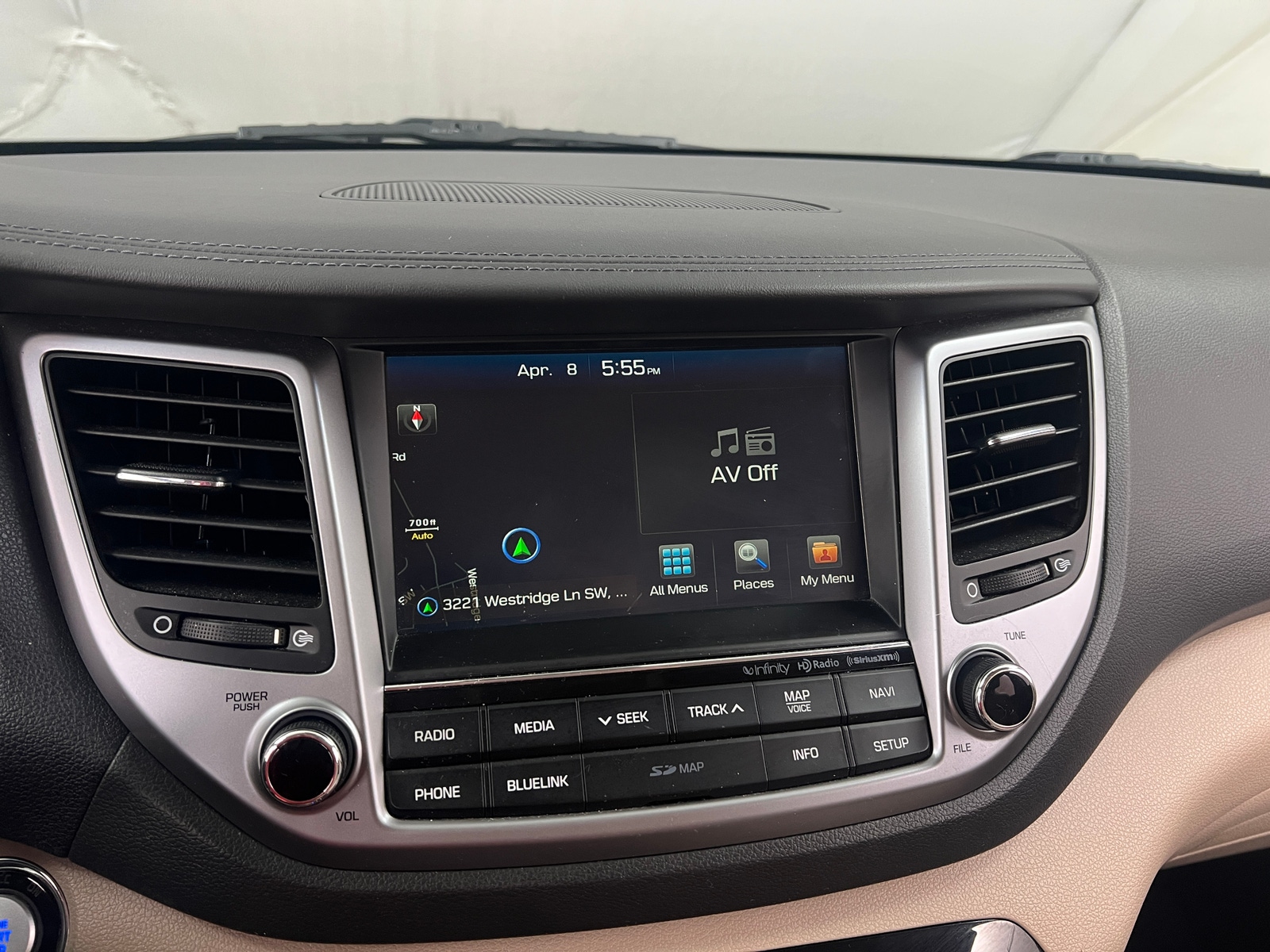 Thumbnail: 2017 Hyundai Tucson - 3