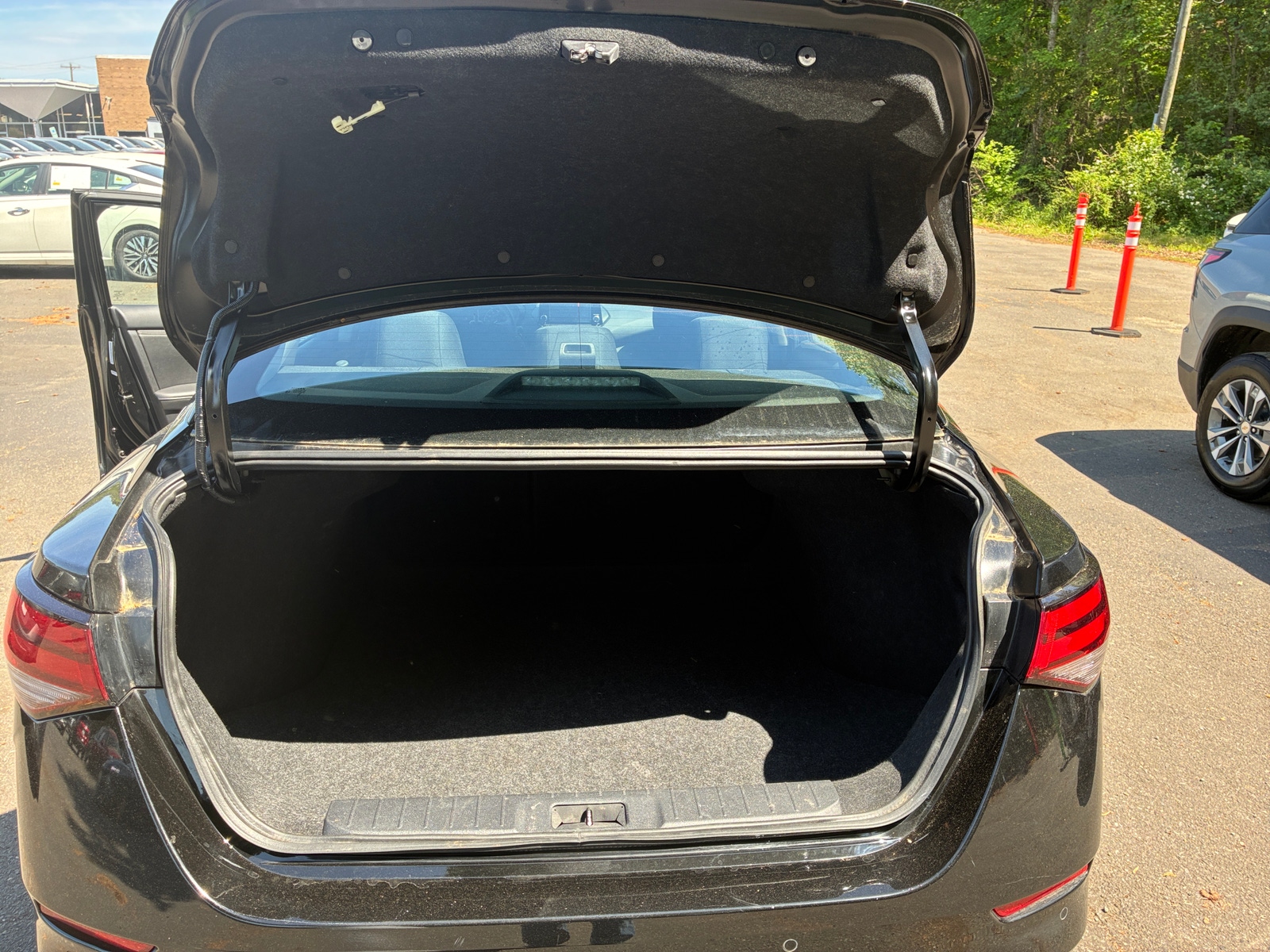 Thumbnail: 2025 Nissan Sentra - 6