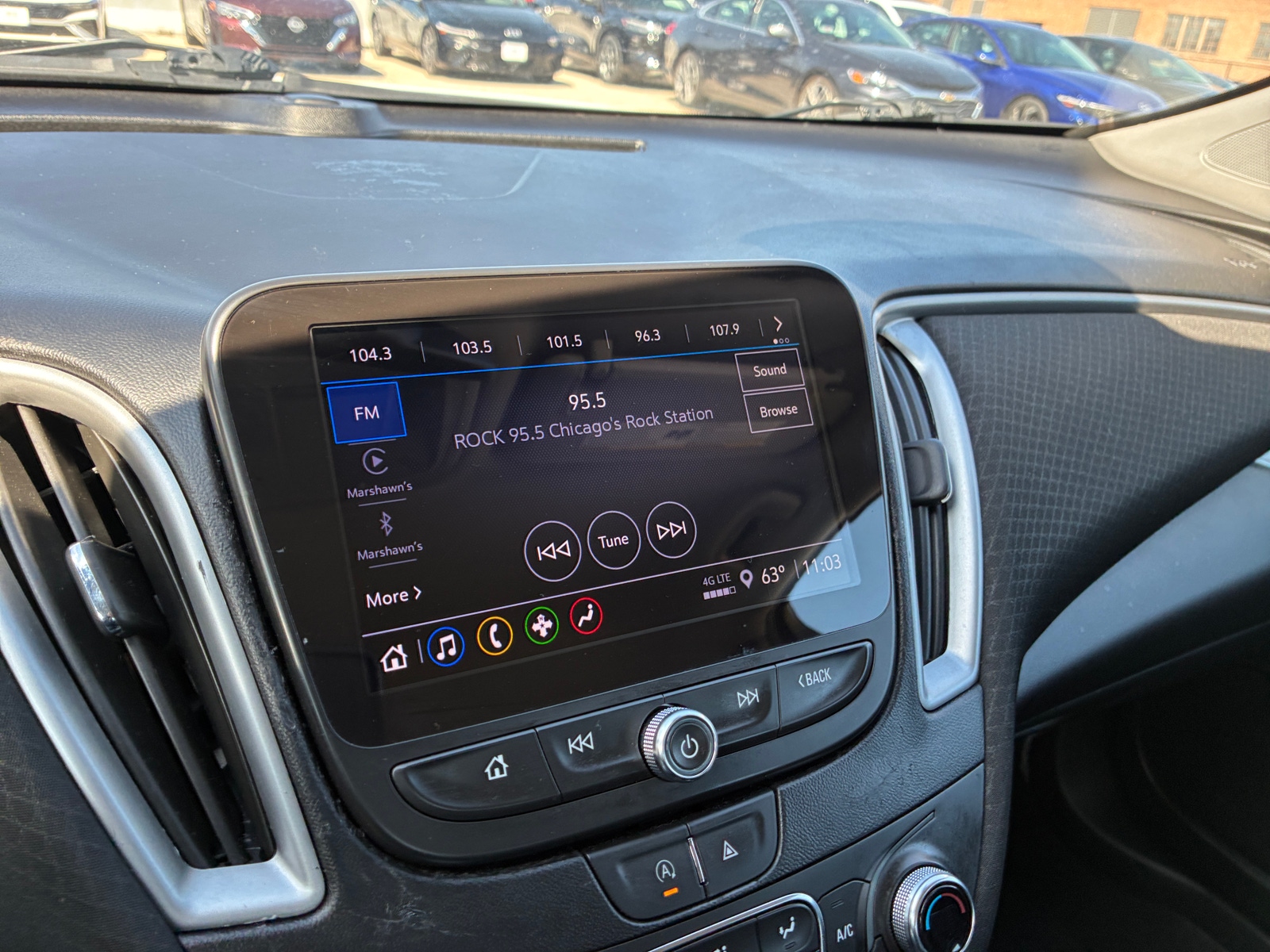 Thumbnail: 2023 Chevrolet Malibu - 4