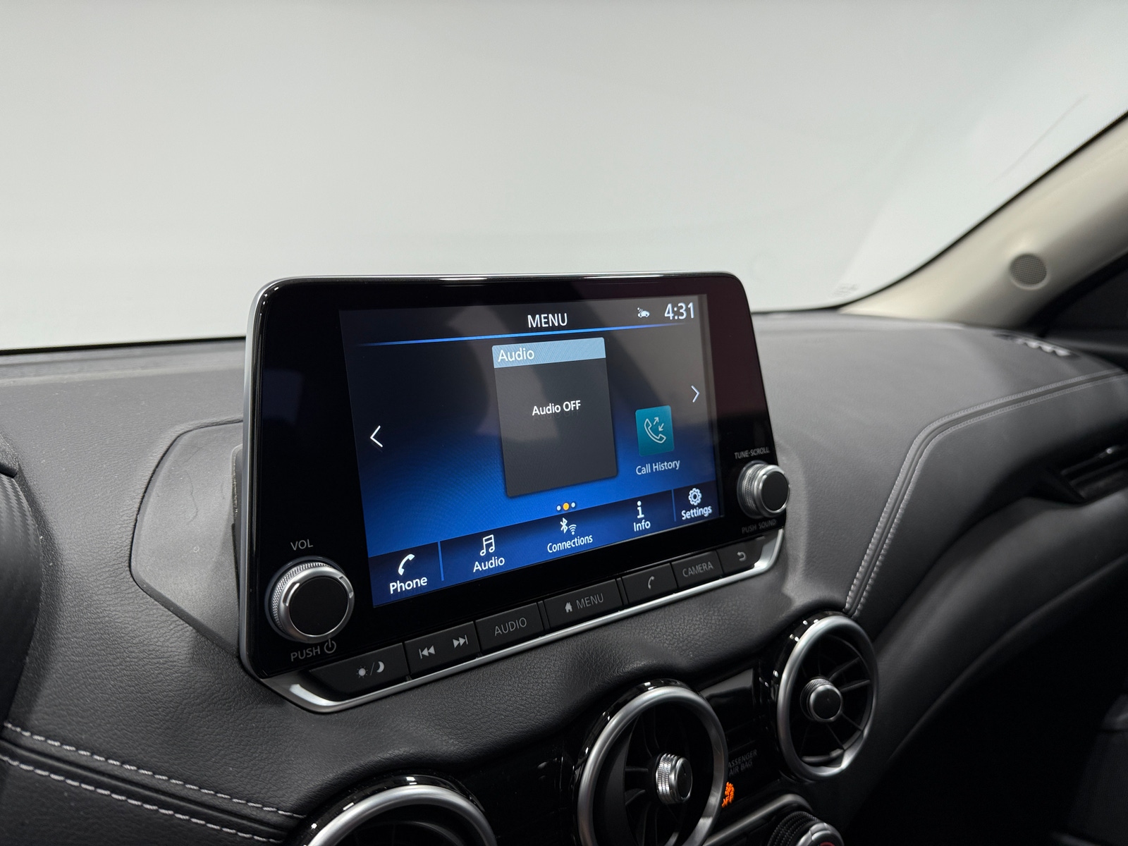 Thumbnail: 2025 Nissan Sentra - 4