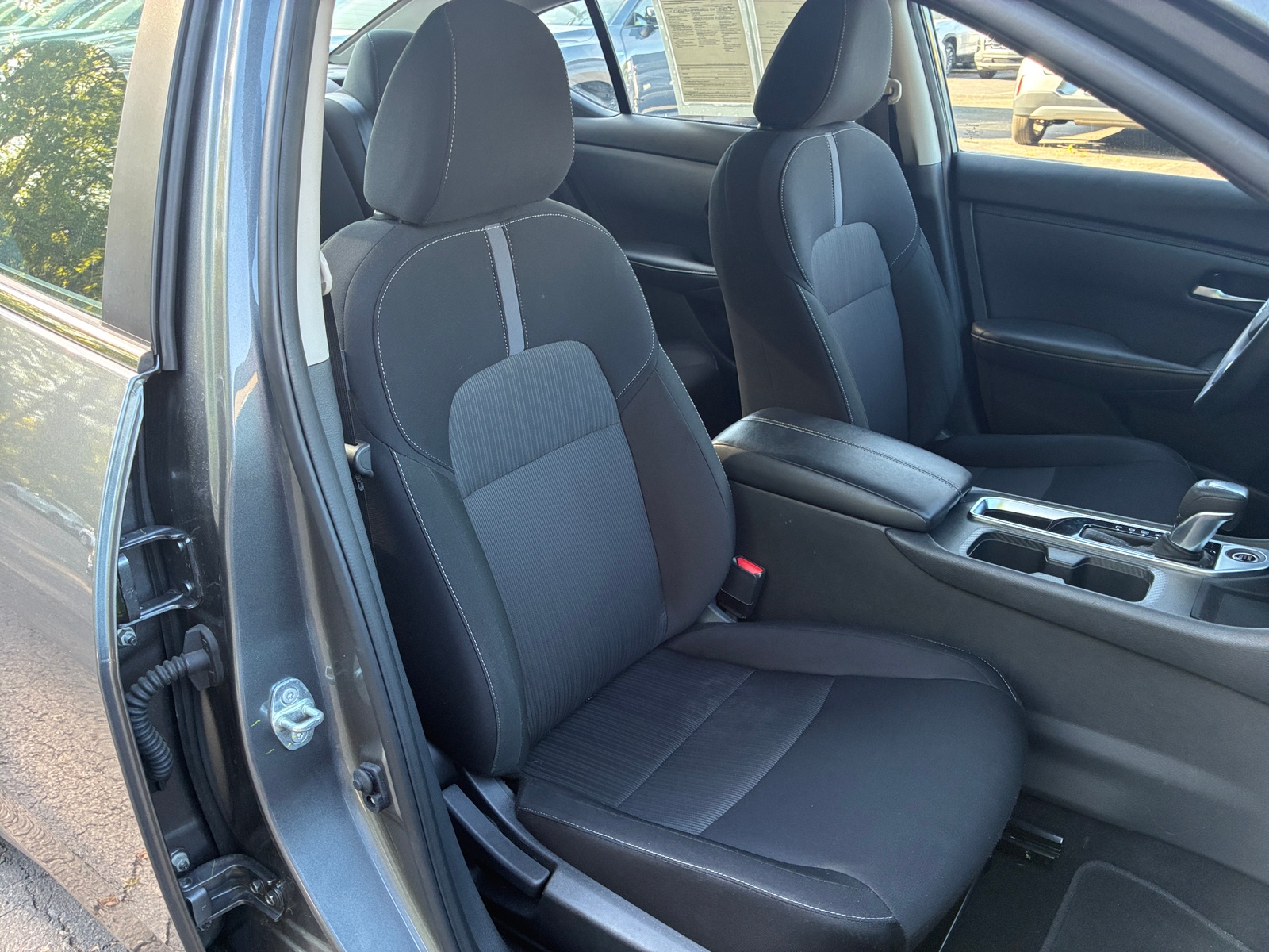 Thumbnail: 2025 Nissan Sentra - 2