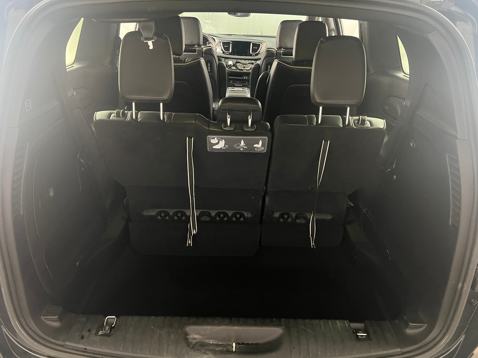 Thumbnail: 2020 Chrysler Pacifica - 6