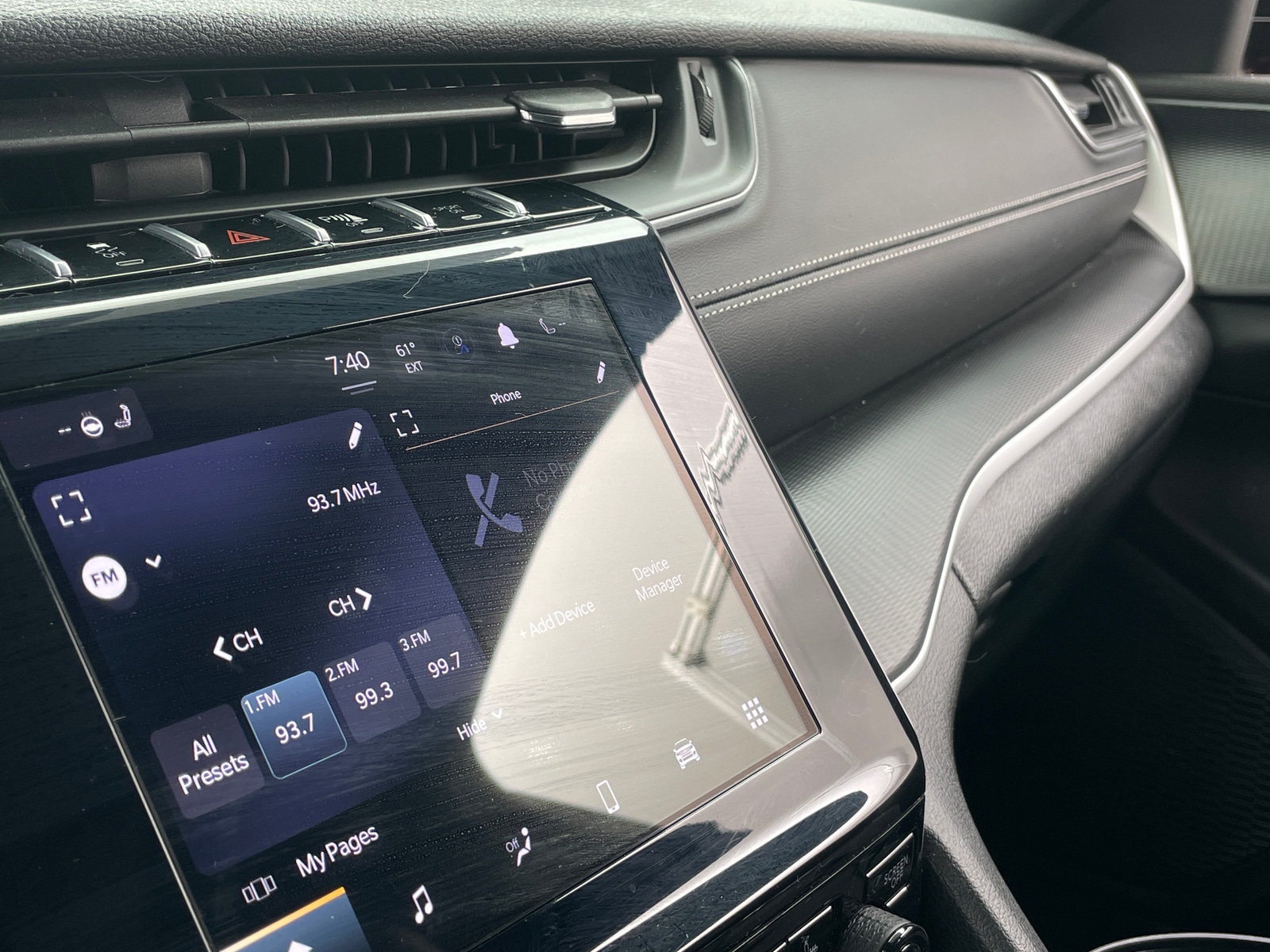 Thumbnail: 2025 Jeep Grand Cherokee - 3