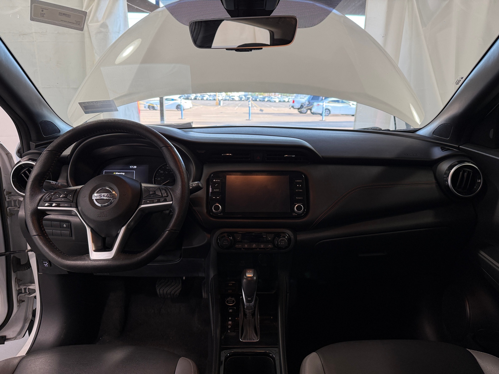 Thumbnail: 2021 Nissan Kicks - 3