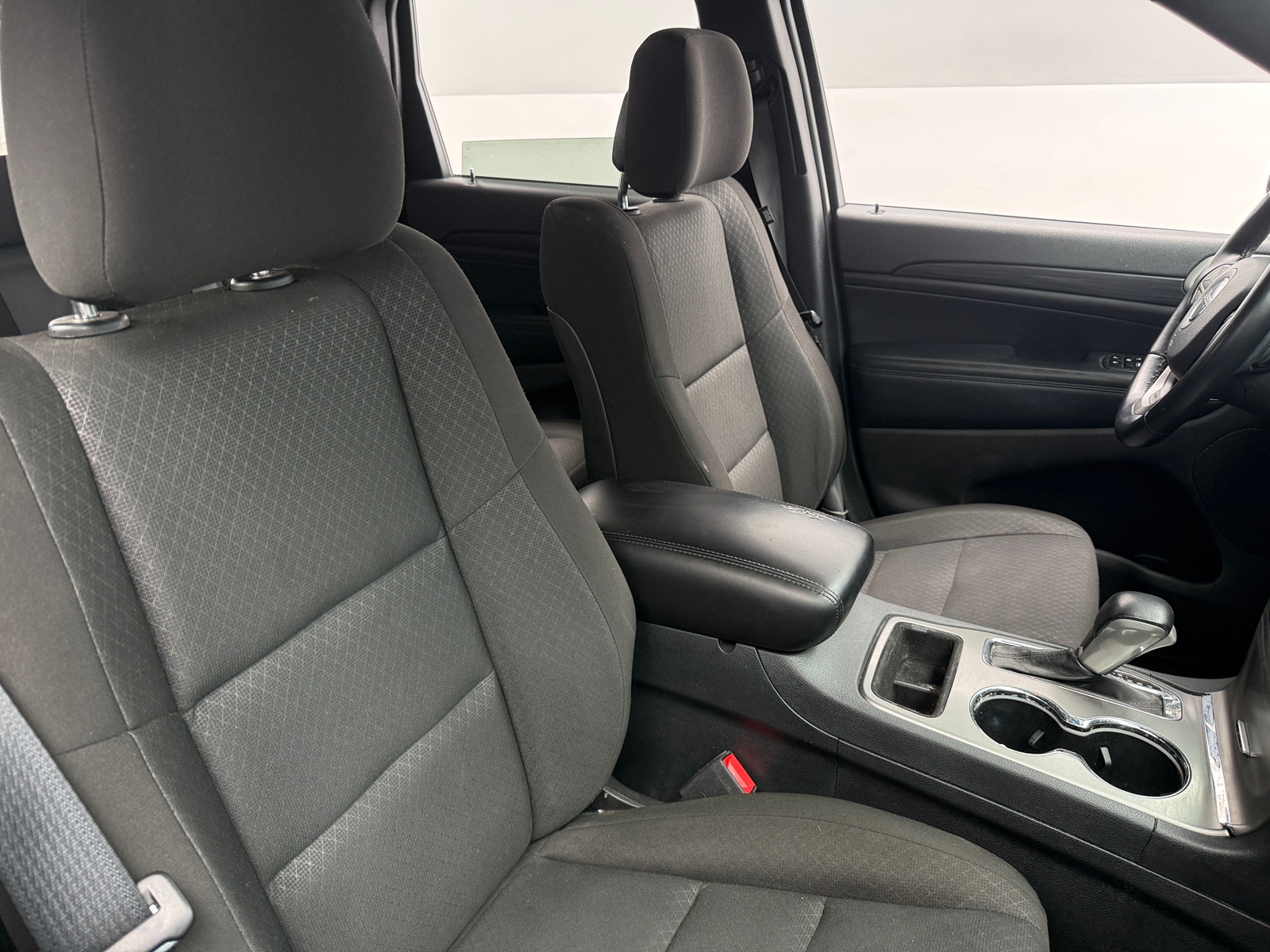 Thumbnail: 2020 Jeep Grand Cherokee - 2