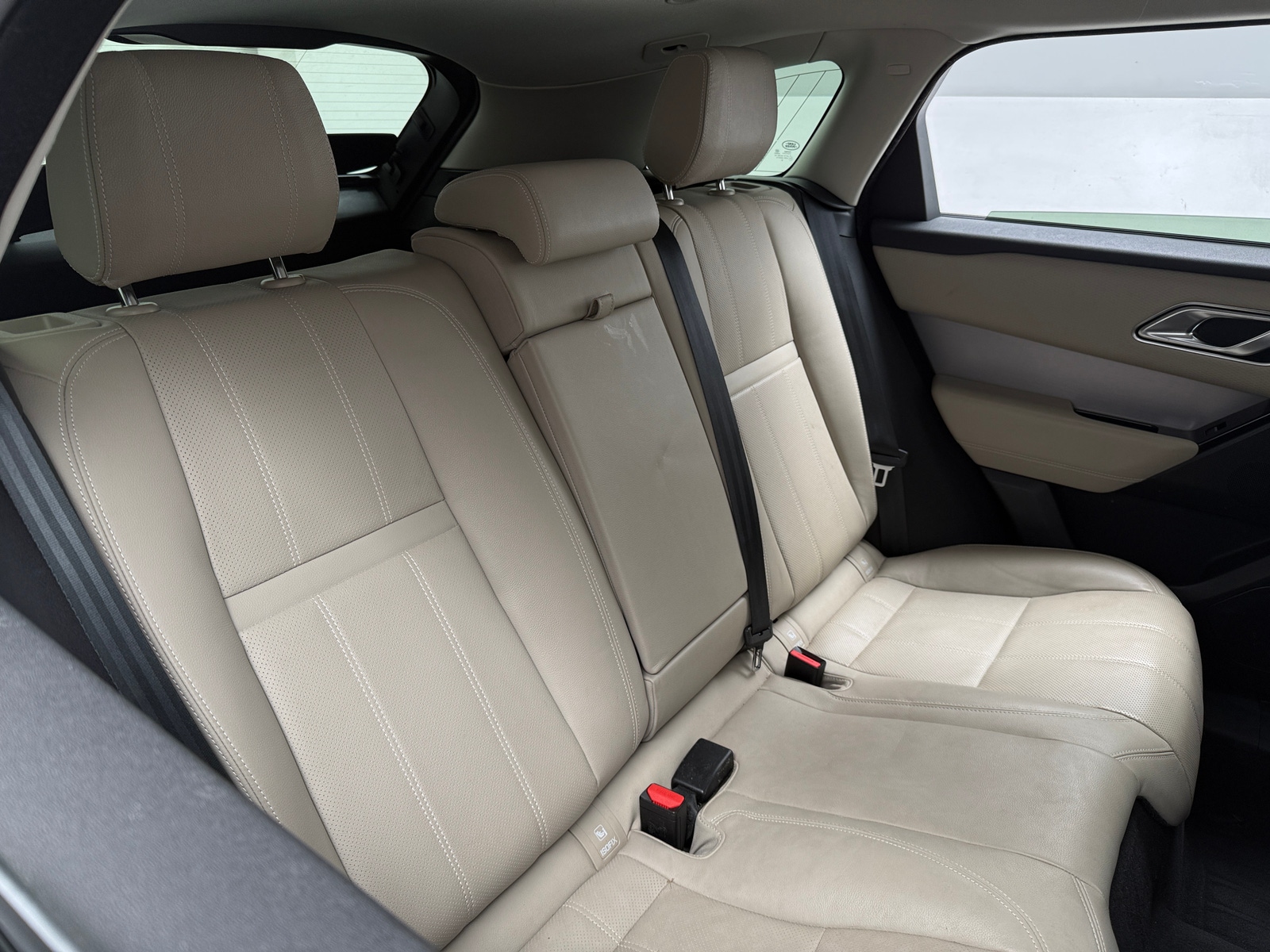 Thumbnail: 2021 Land Rover Range Rover Velar - 5