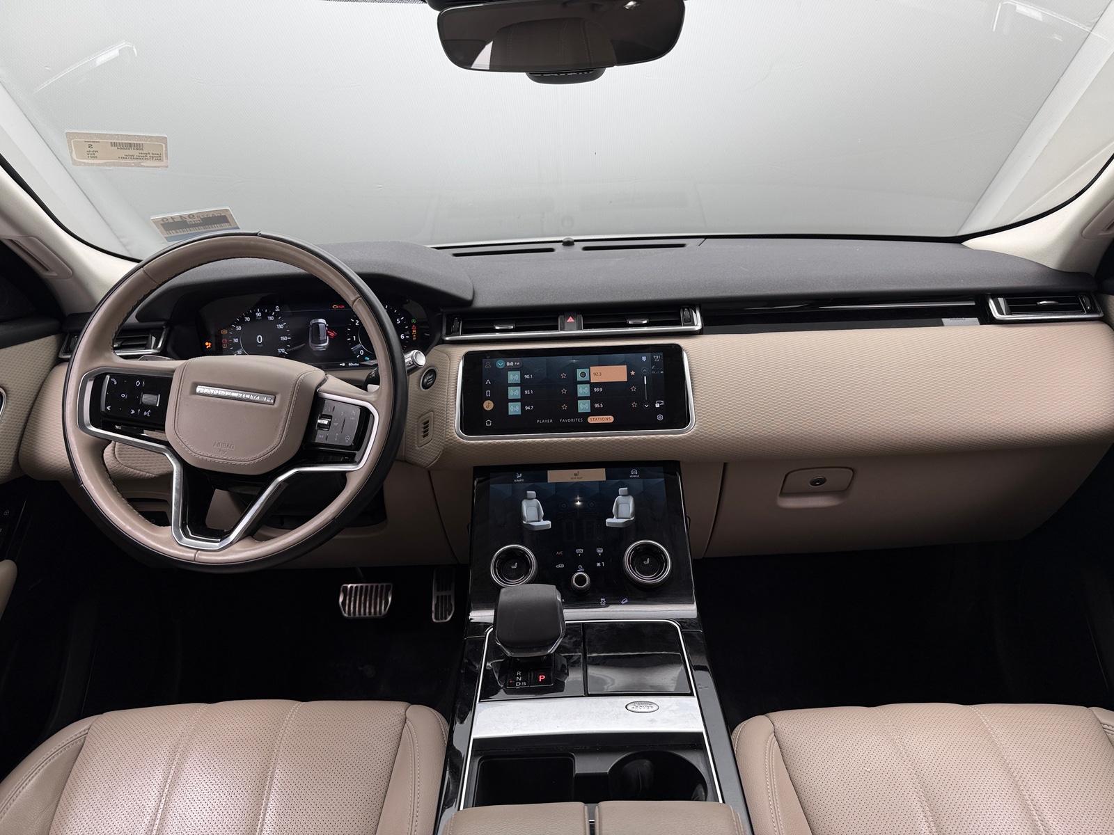 Thumbnail: 2021 Land Rover Range Rover Velar - 2