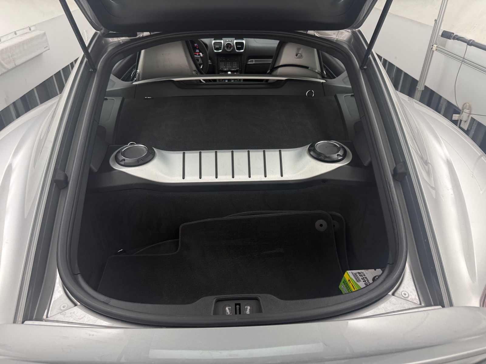 Thumbnail: 2015 Porsche Cayman - 4