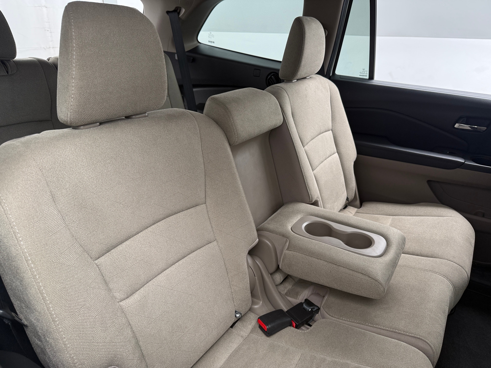 Thumbnail: 2019 Honda Pilot - 6