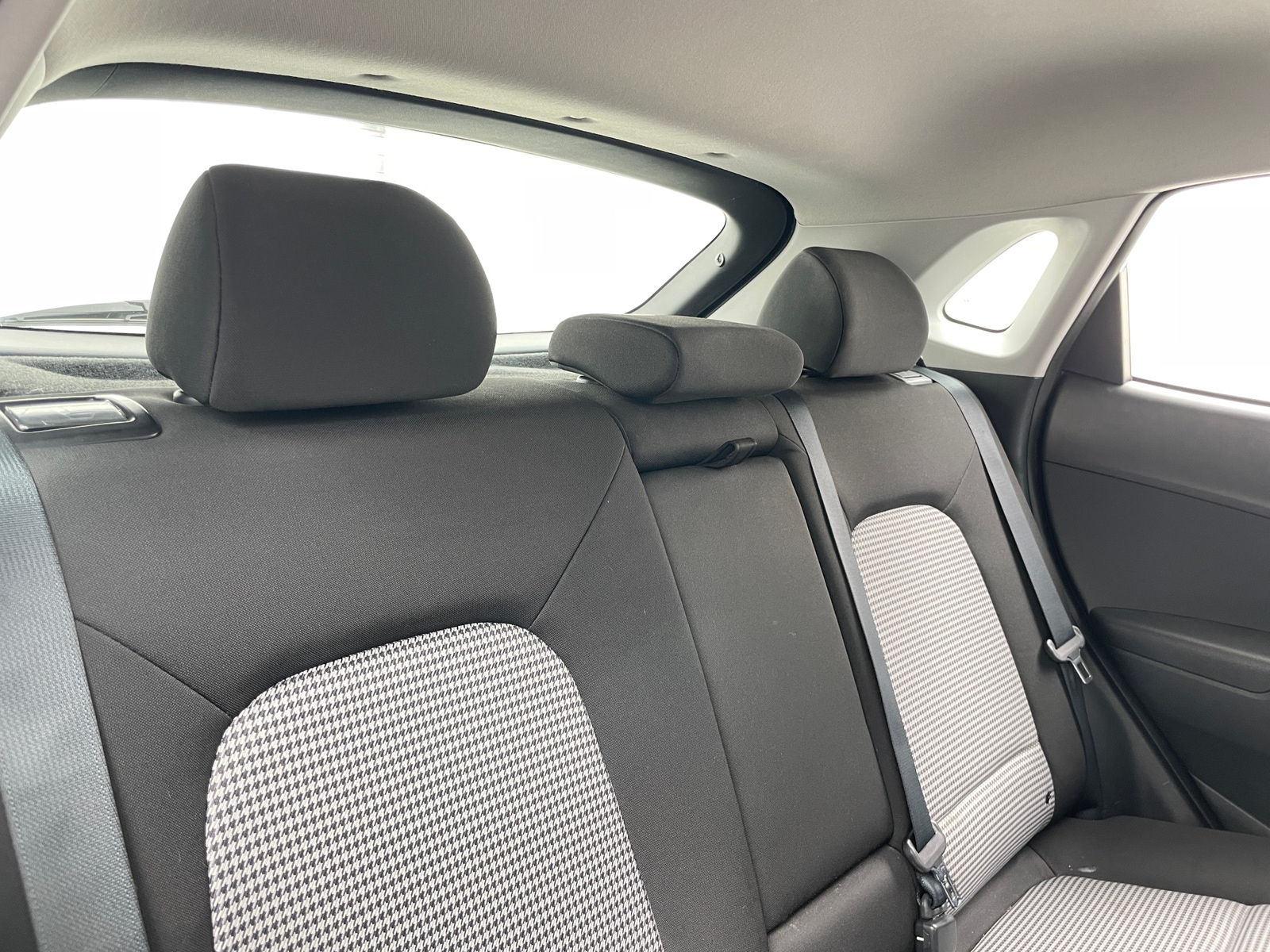 Thumbnail: 2019 Hyundai Kona - 6