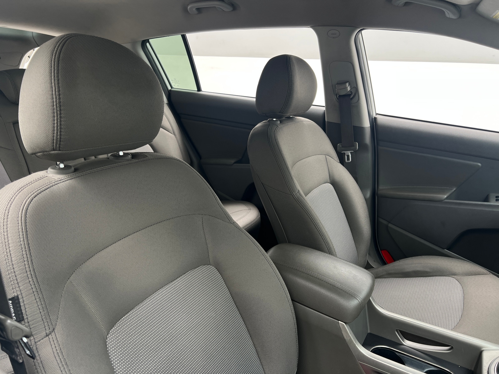 Thumbnail: 2016 Kia Sportage - 2