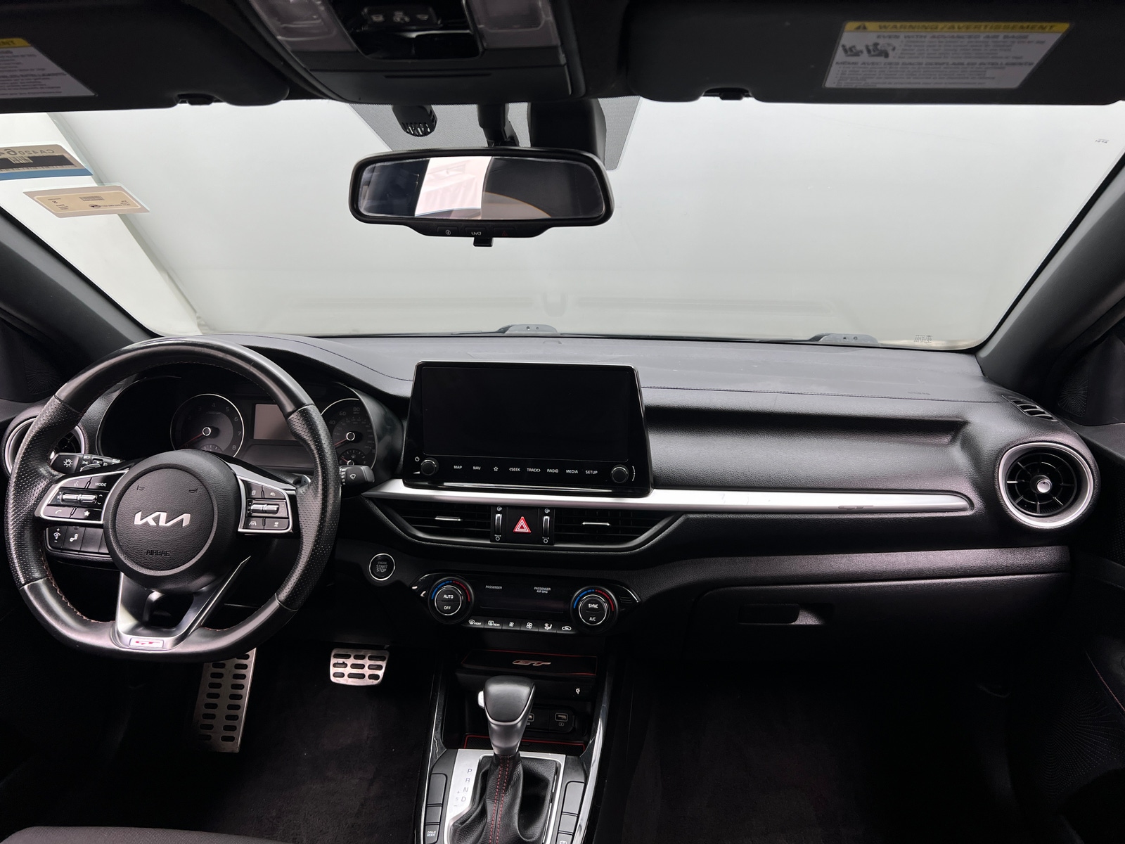 Thumbnail: 2022 Kia Forte - 3