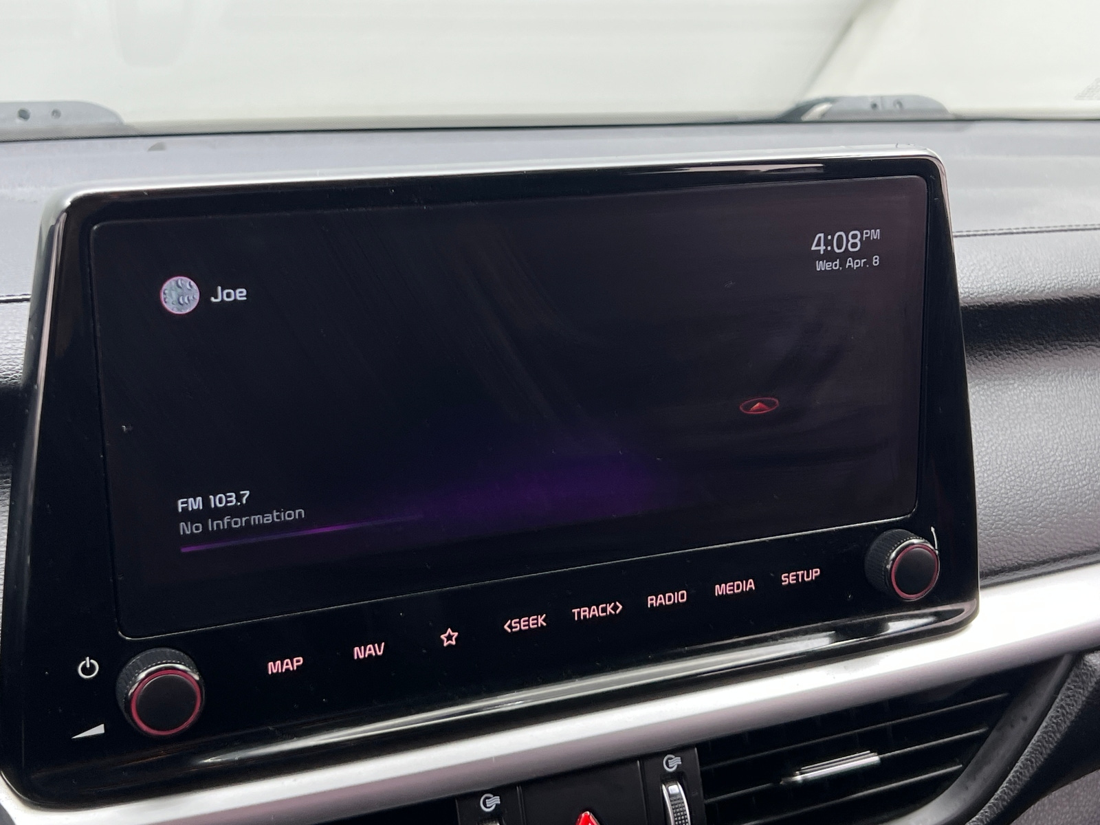 Thumbnail: 2022 Kia Forte - 4