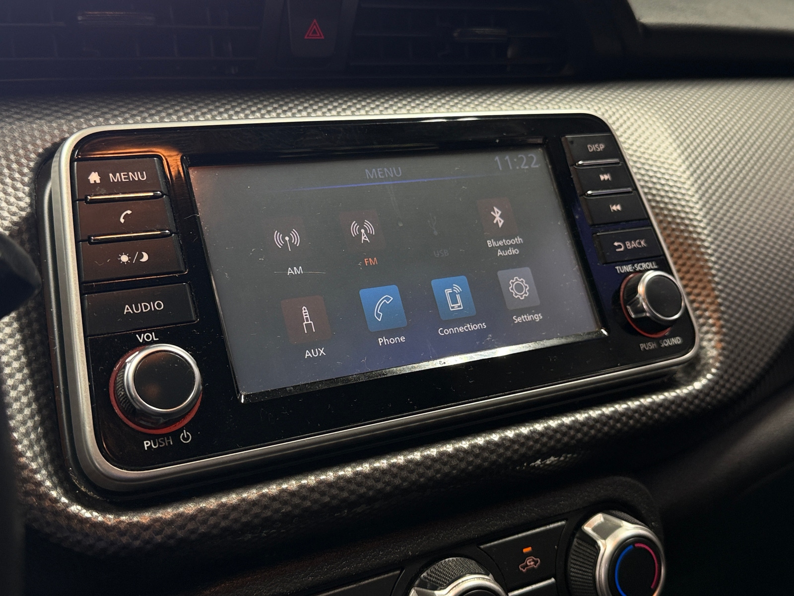 Thumbnail: 2020 Nissan Kicks - 4