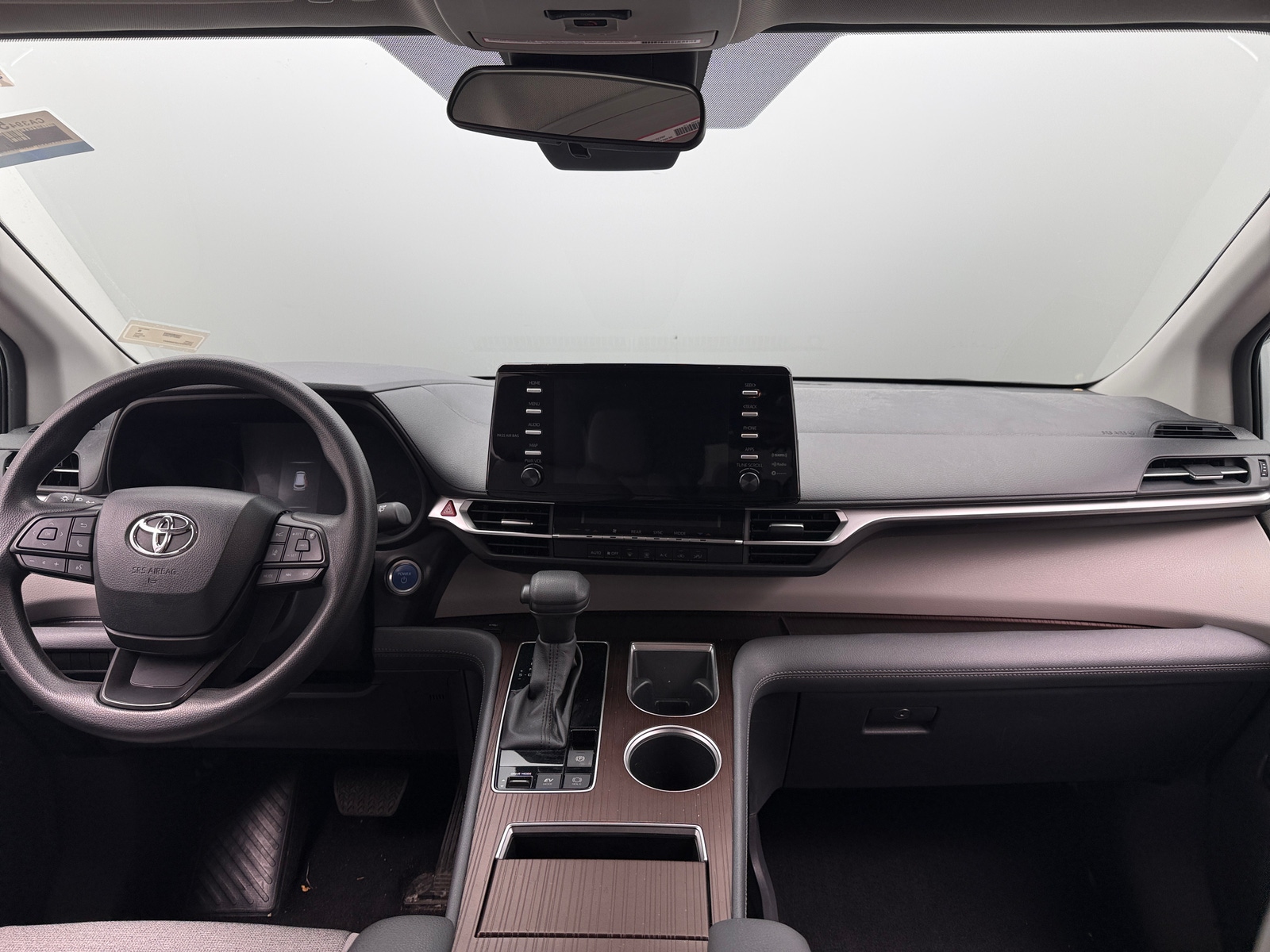 Thumbnail: 2023 Toyota Sienna - 3