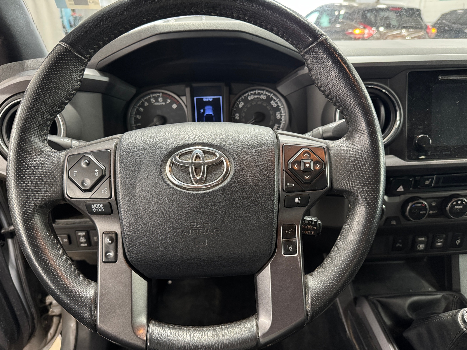 Thumbnail: 2018 Toyota Tacoma - 4