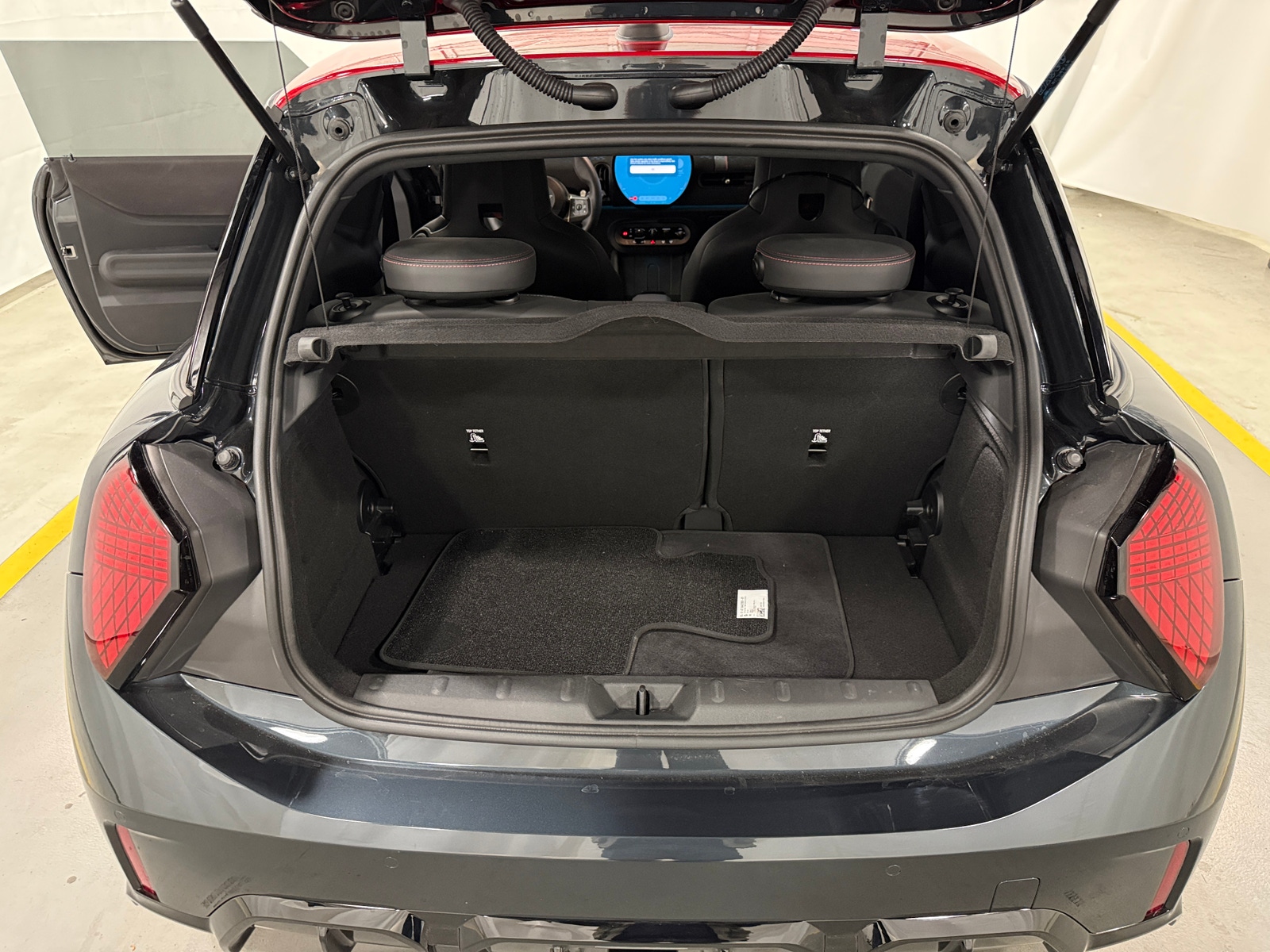 Thumbnail: 2025 MINI Cooper Hardtop - 7