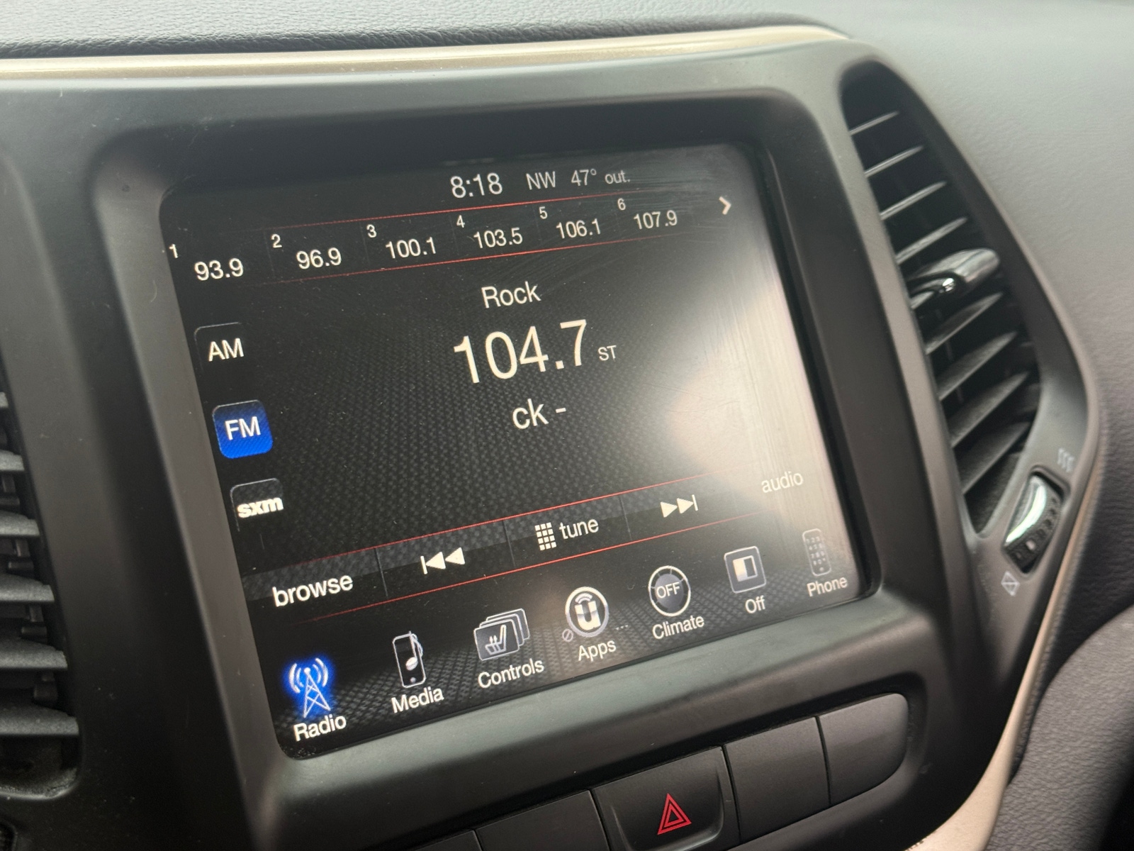 Thumbnail: 2015 Jeep Cherokee - 4