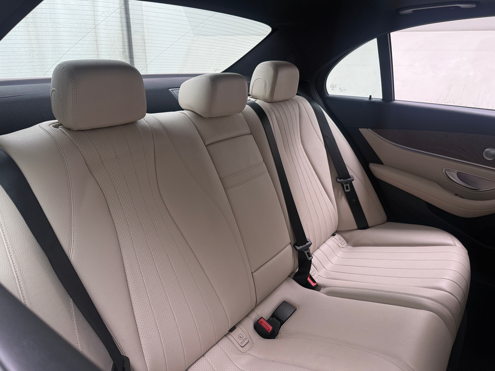 Thumbnail: 2017 Mercedes-Benz E-Class - 5