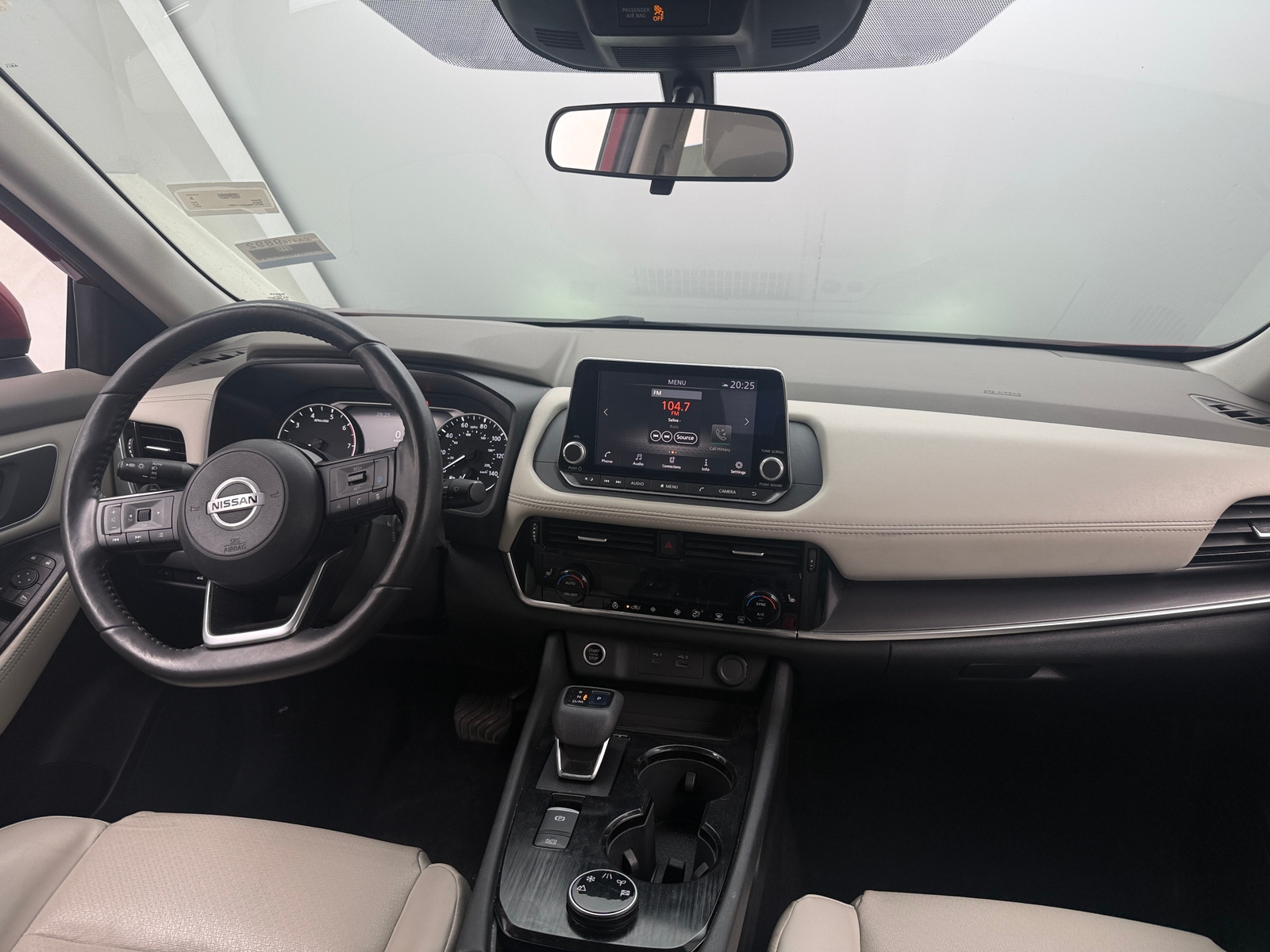 Thumbnail: 2021 Nissan Rogue - 3