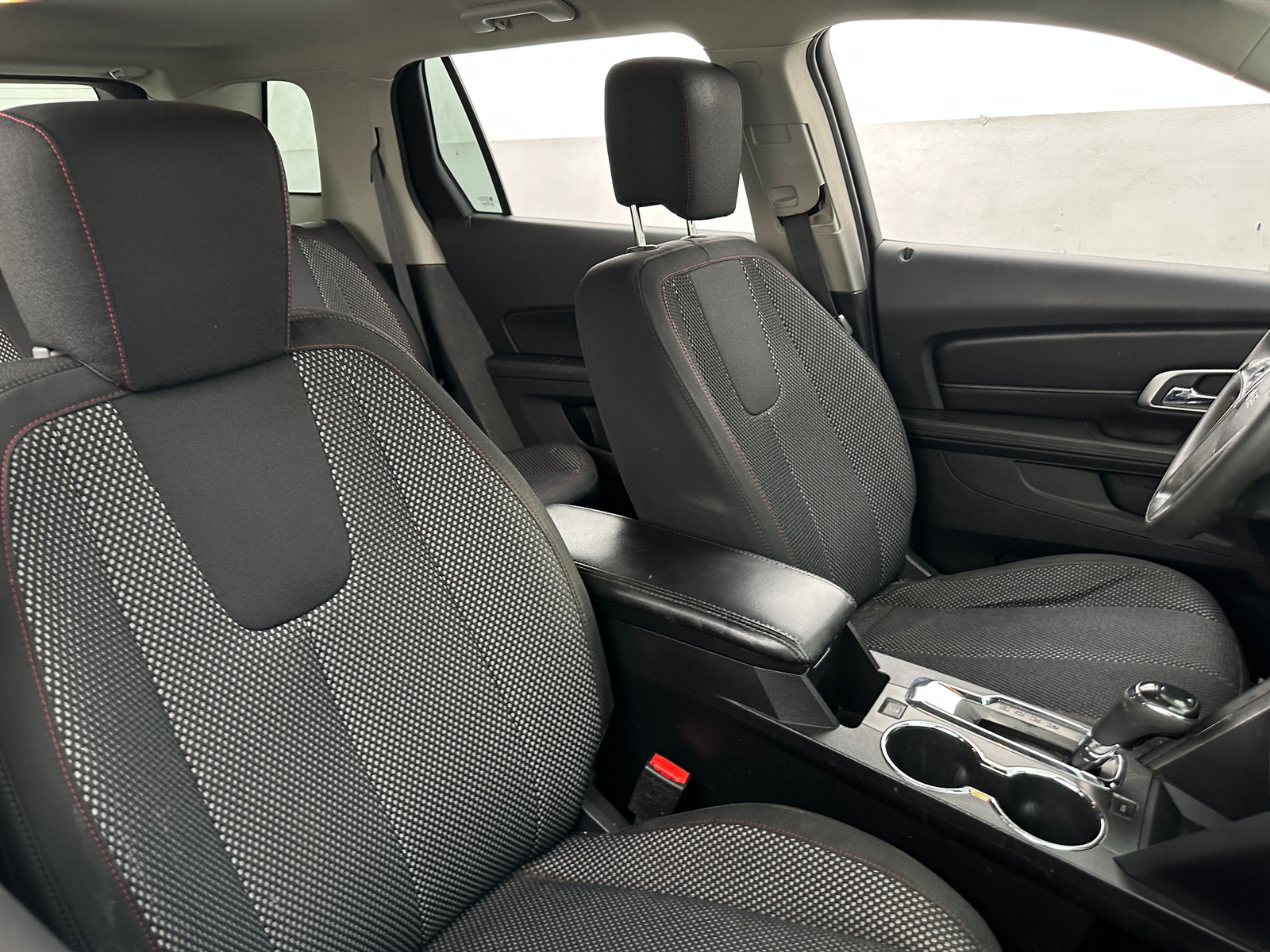 Thumbnail: 2017 GMC Terrain - 2