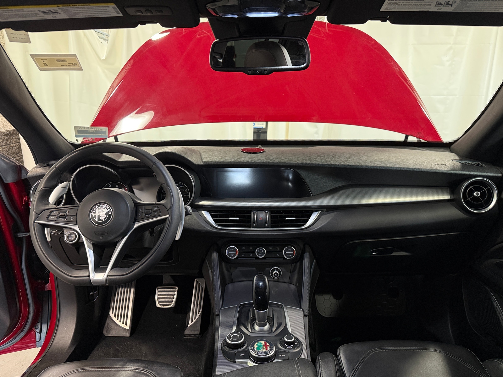 Thumbnail: 2019 Alfa Romeo Stelvio - 2