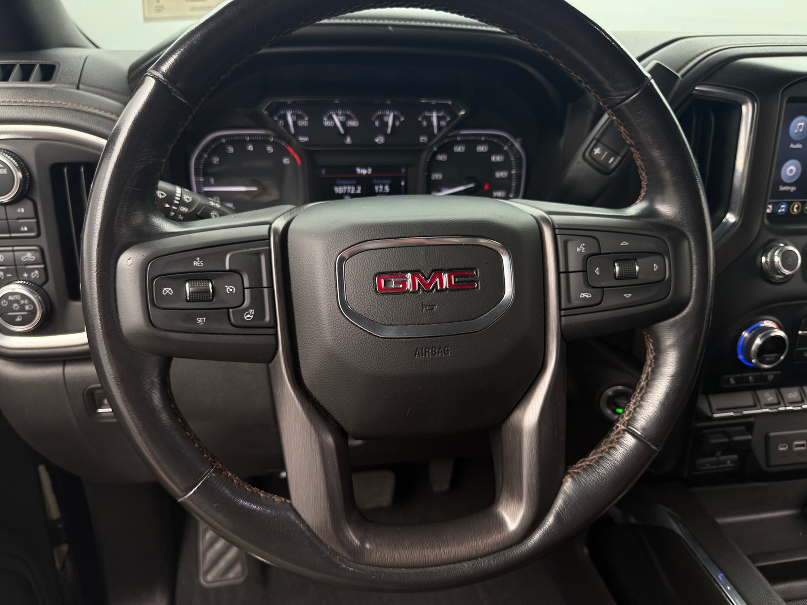 Thumbnail: 2021 GMC Sierra 1500 - 4