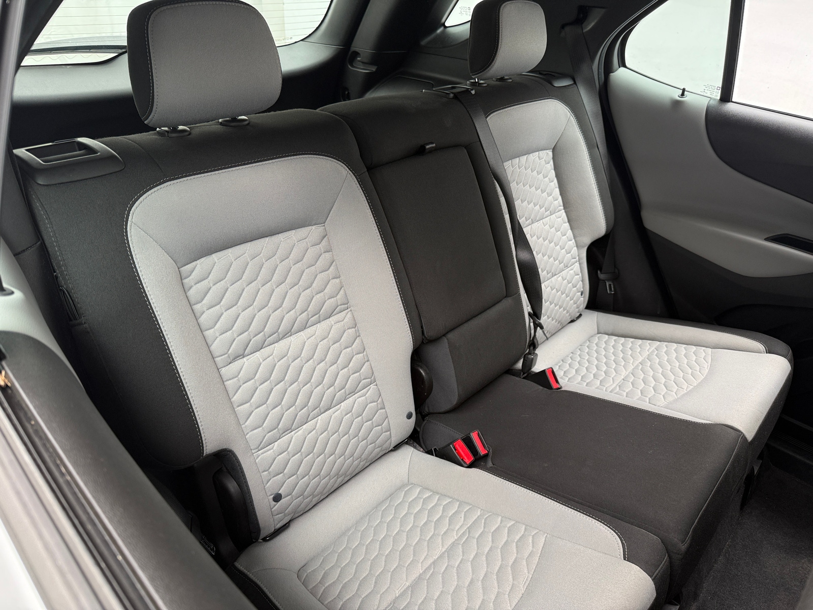 Thumbnail: 2018 Chevrolet Equinox - 6