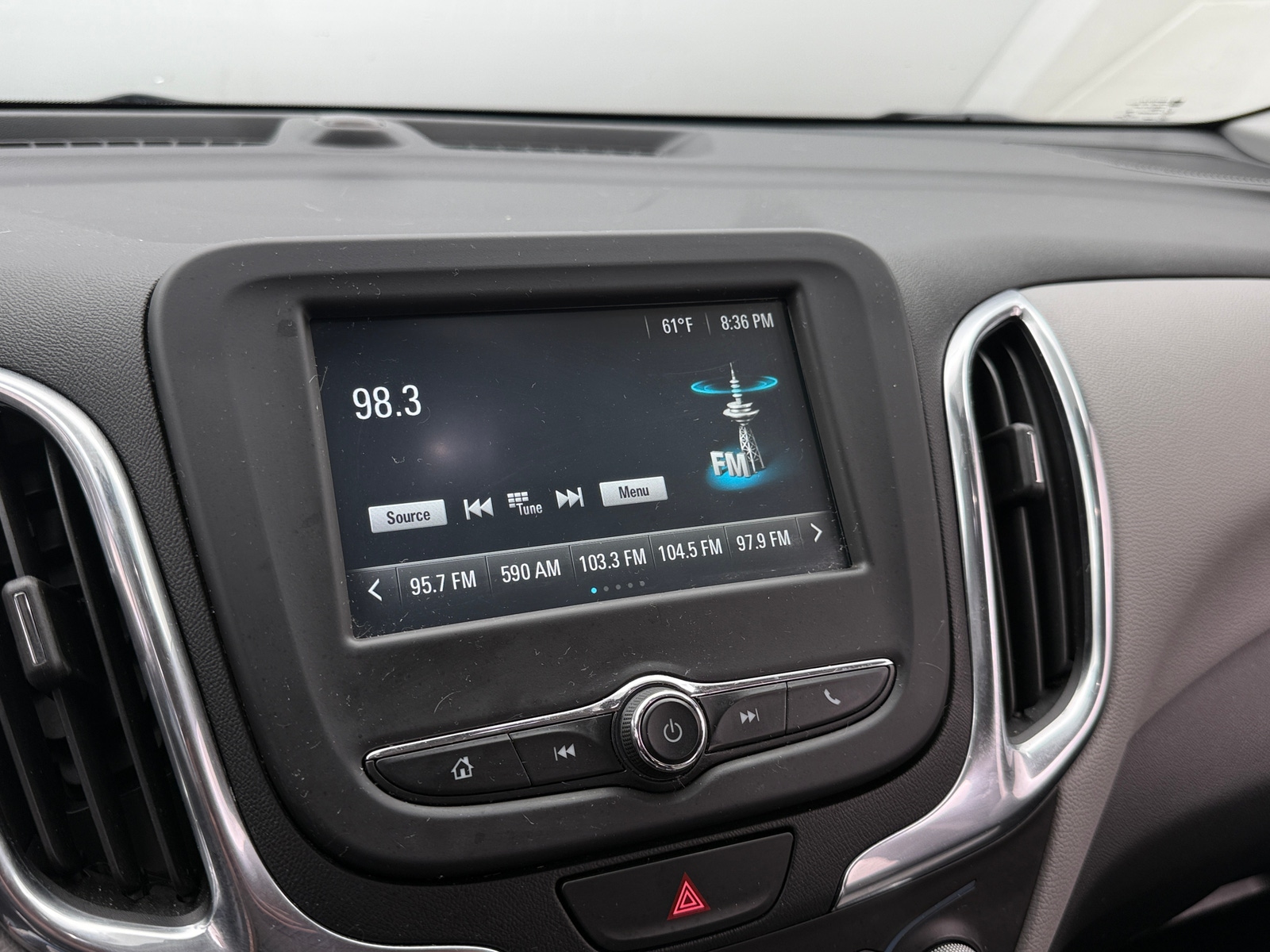 Thumbnail: 2018 Chevrolet Equinox - 4