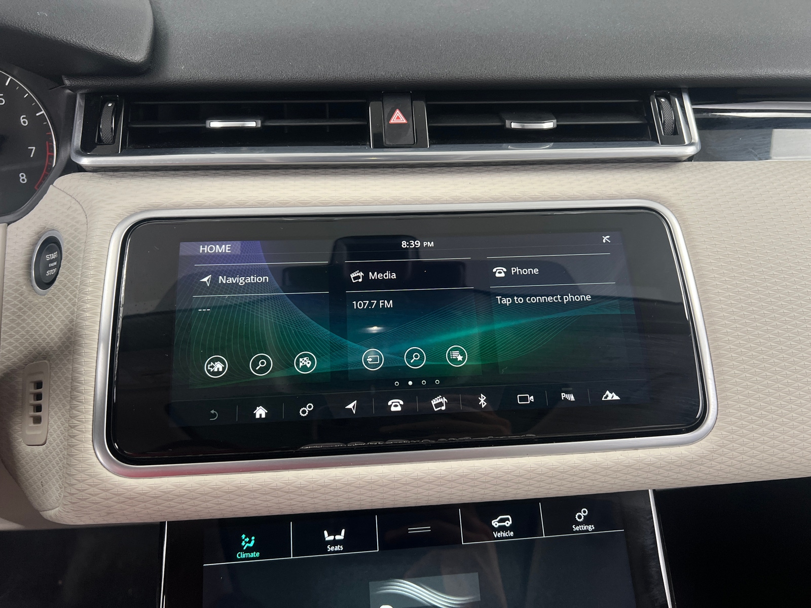 Thumbnail: 2020 Land Rover Range Rover Velar - 3