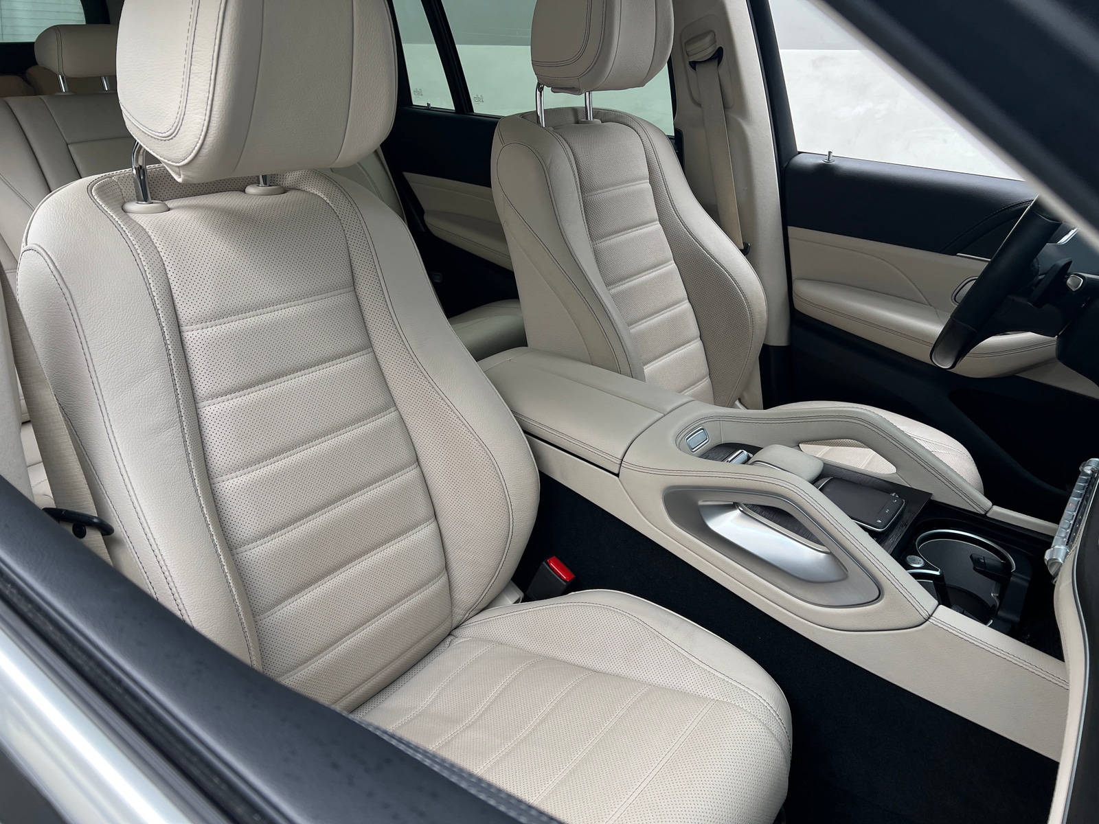Thumbnail: 2023 Mercedes-Benz GLS - 2