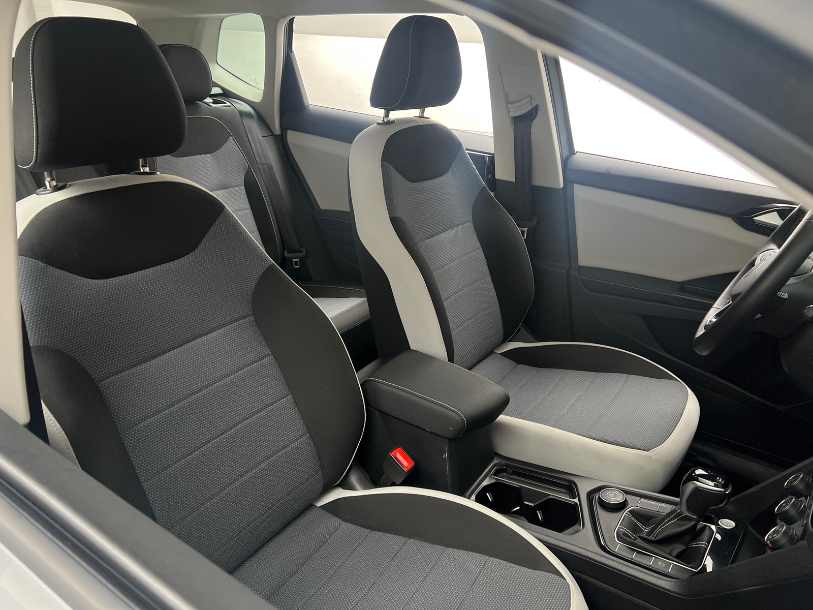 Thumbnail: 2025 Volkswagen Taos - 2