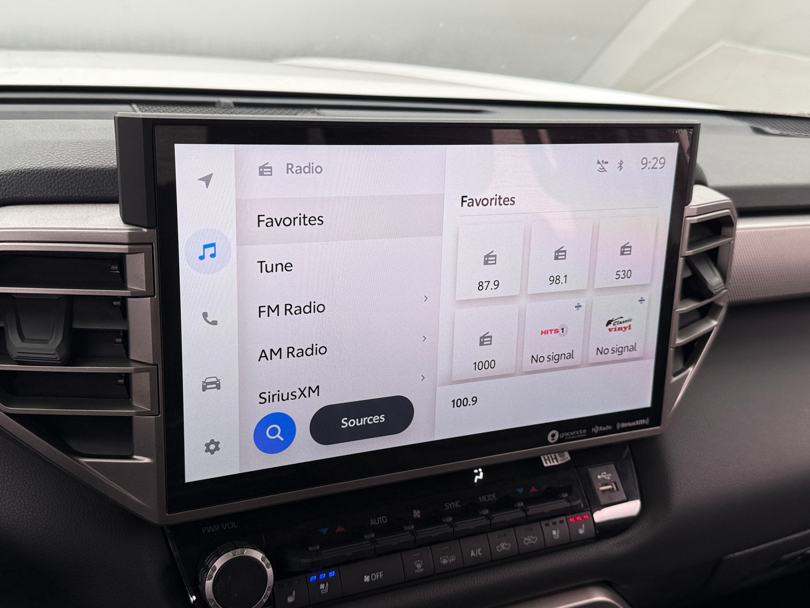 Thumbnail: 2023 Toyota Tundra - 3