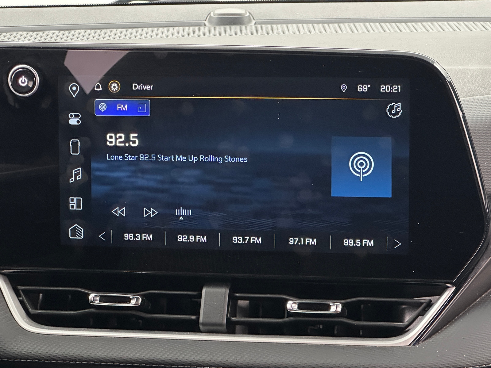 Thumbnail: 2025 Chevrolet Equinox - 4