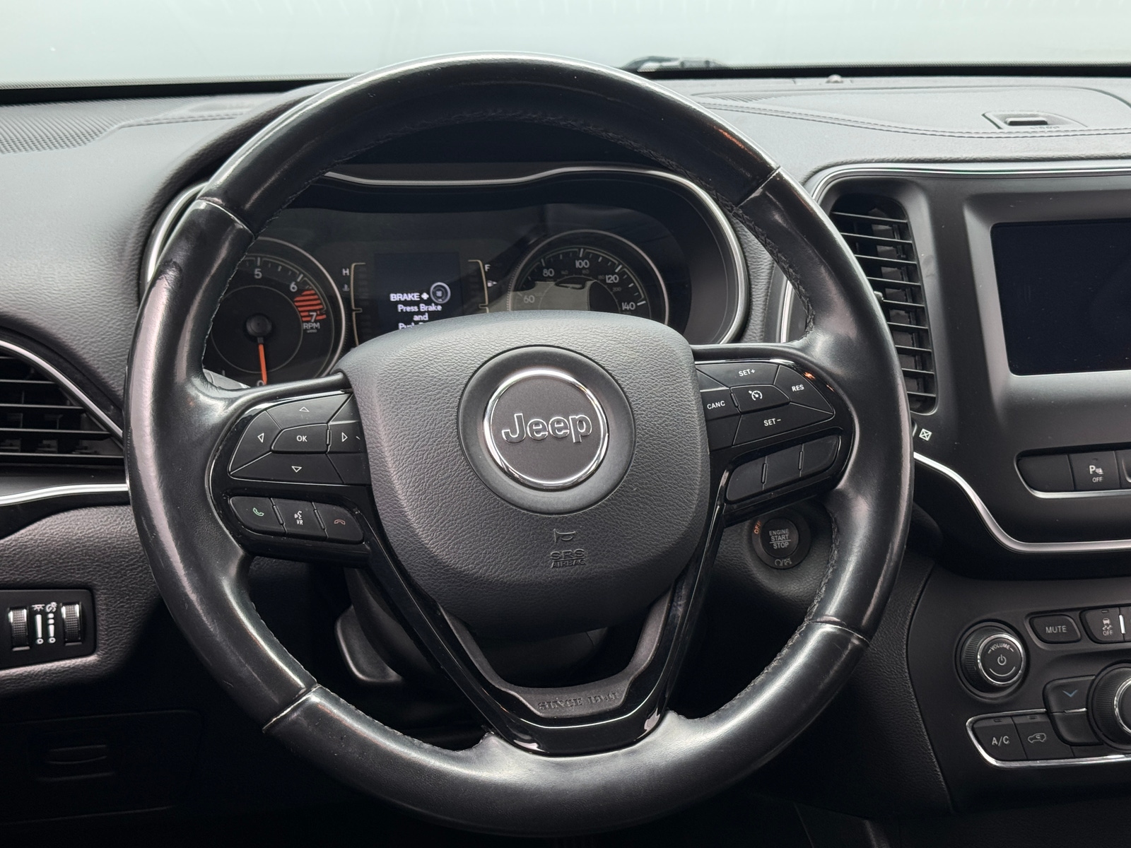 Thumbnail: 2020 Jeep Cherokee - 5