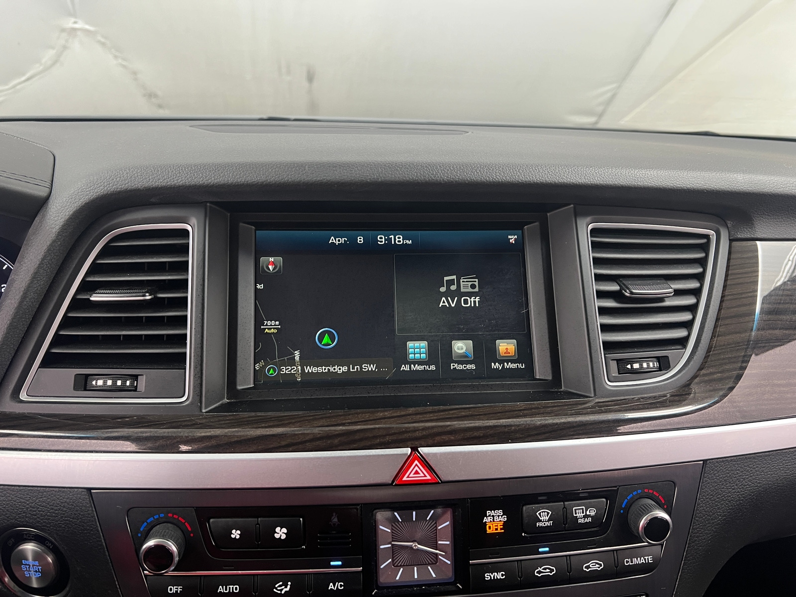 Thumbnail: 2017 Genesis G80 - 3