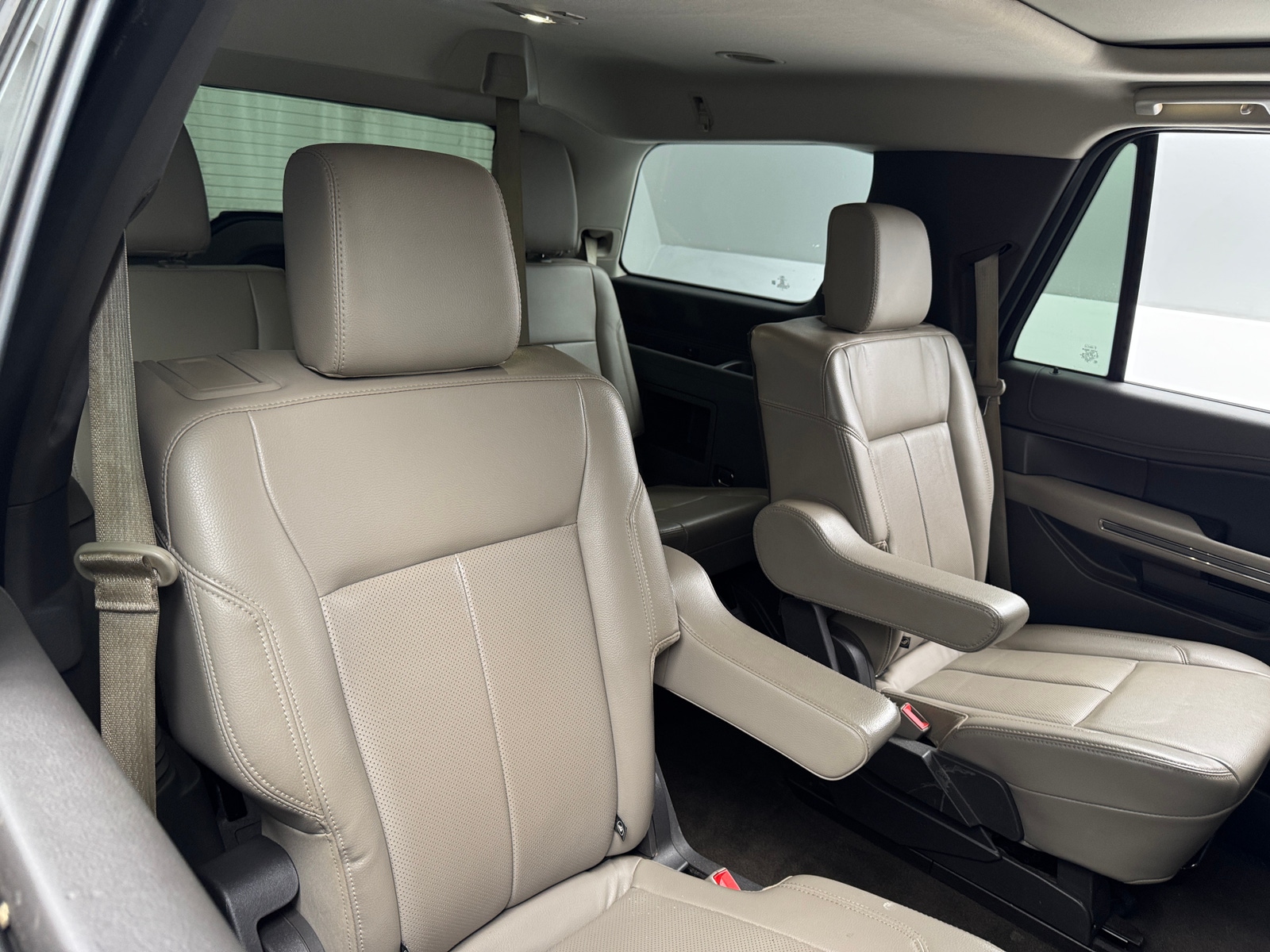 Thumbnail: 2021 Ford Expedition - 5