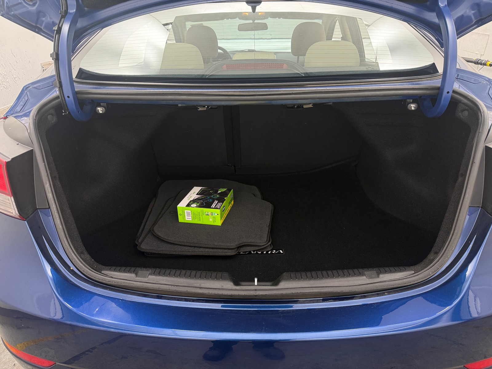 Thumbnail: 2016 Hyundai Elantra - 7