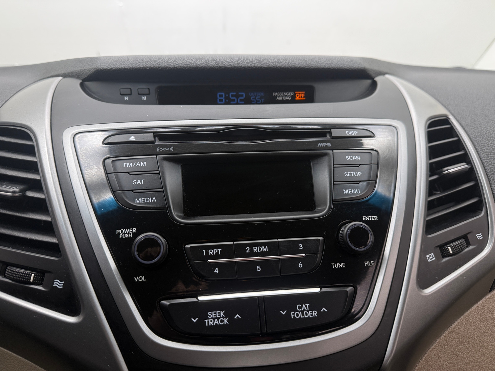 Thumbnail: 2016 Hyundai Elantra - 4